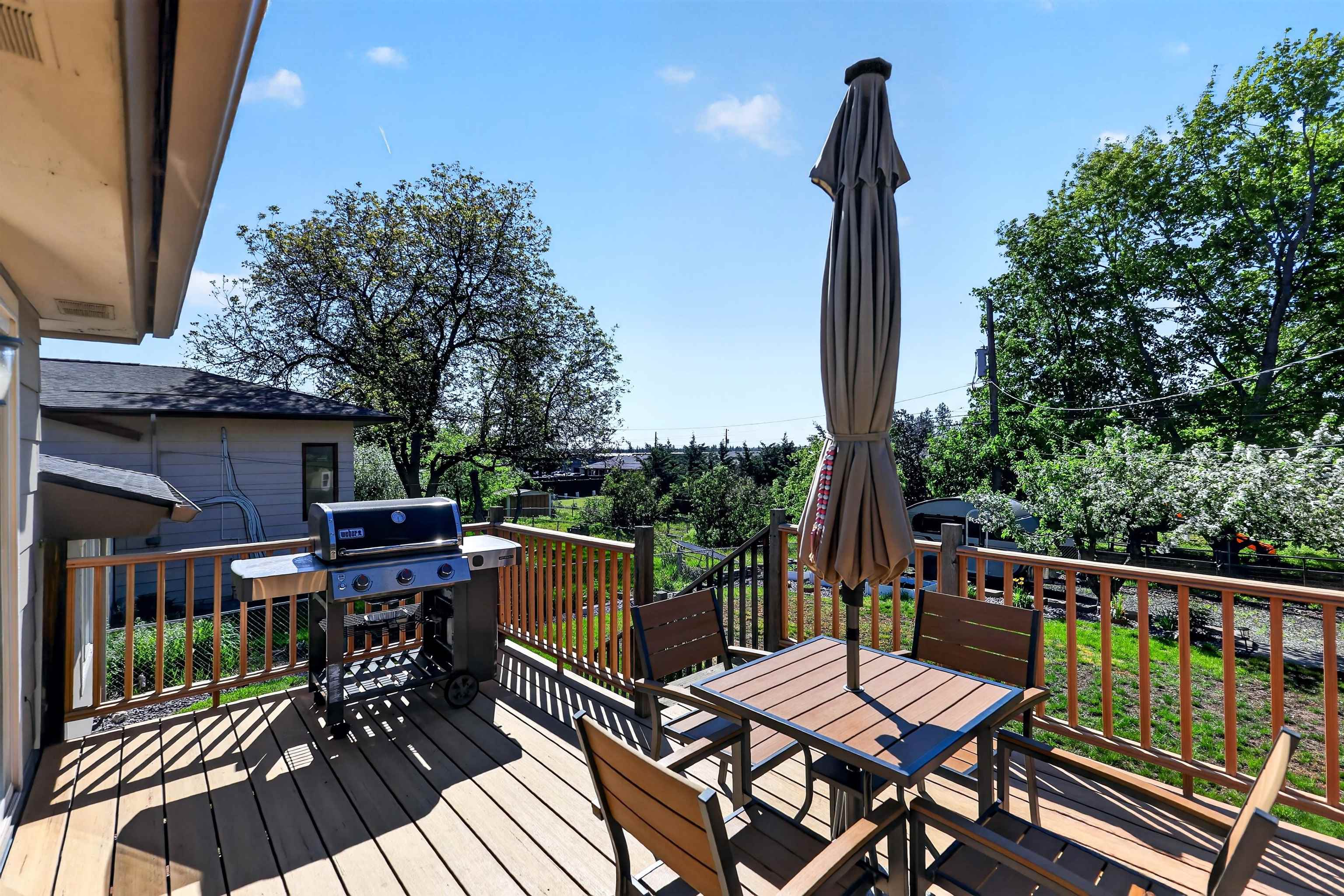 809 Villard St - Photo 34