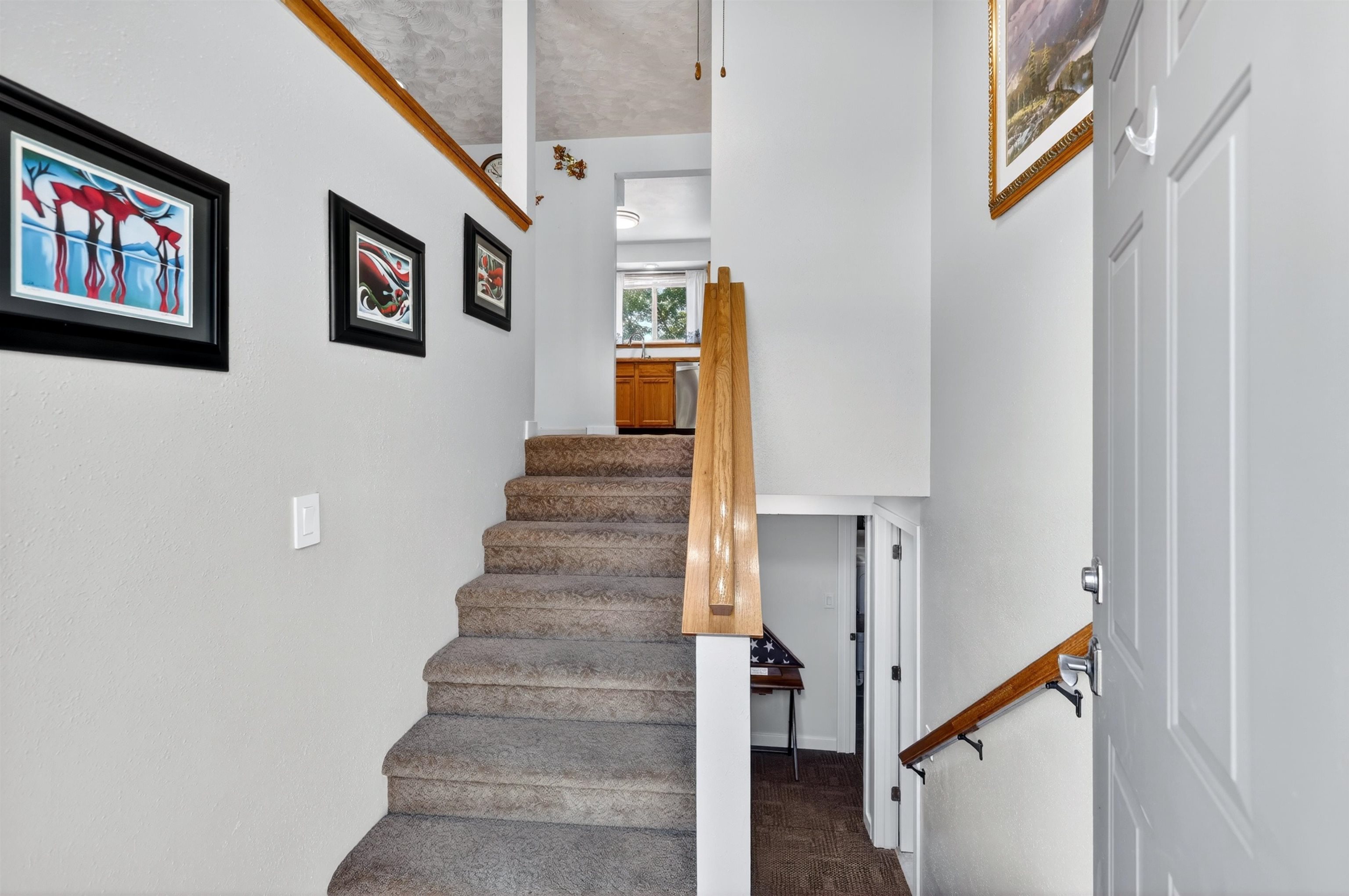 809 Villard St - Photo 7