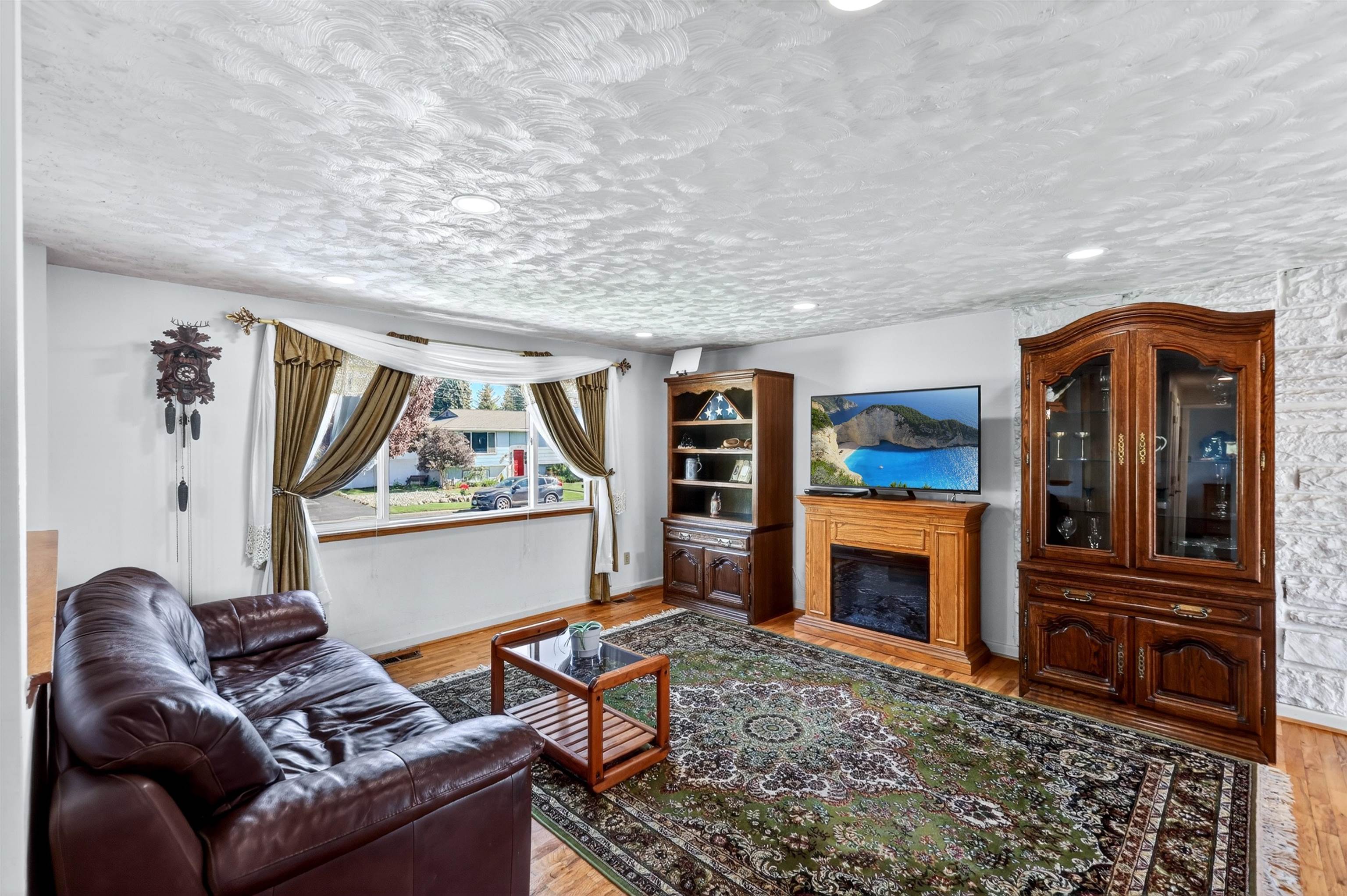 809 Villard St - Photo 9