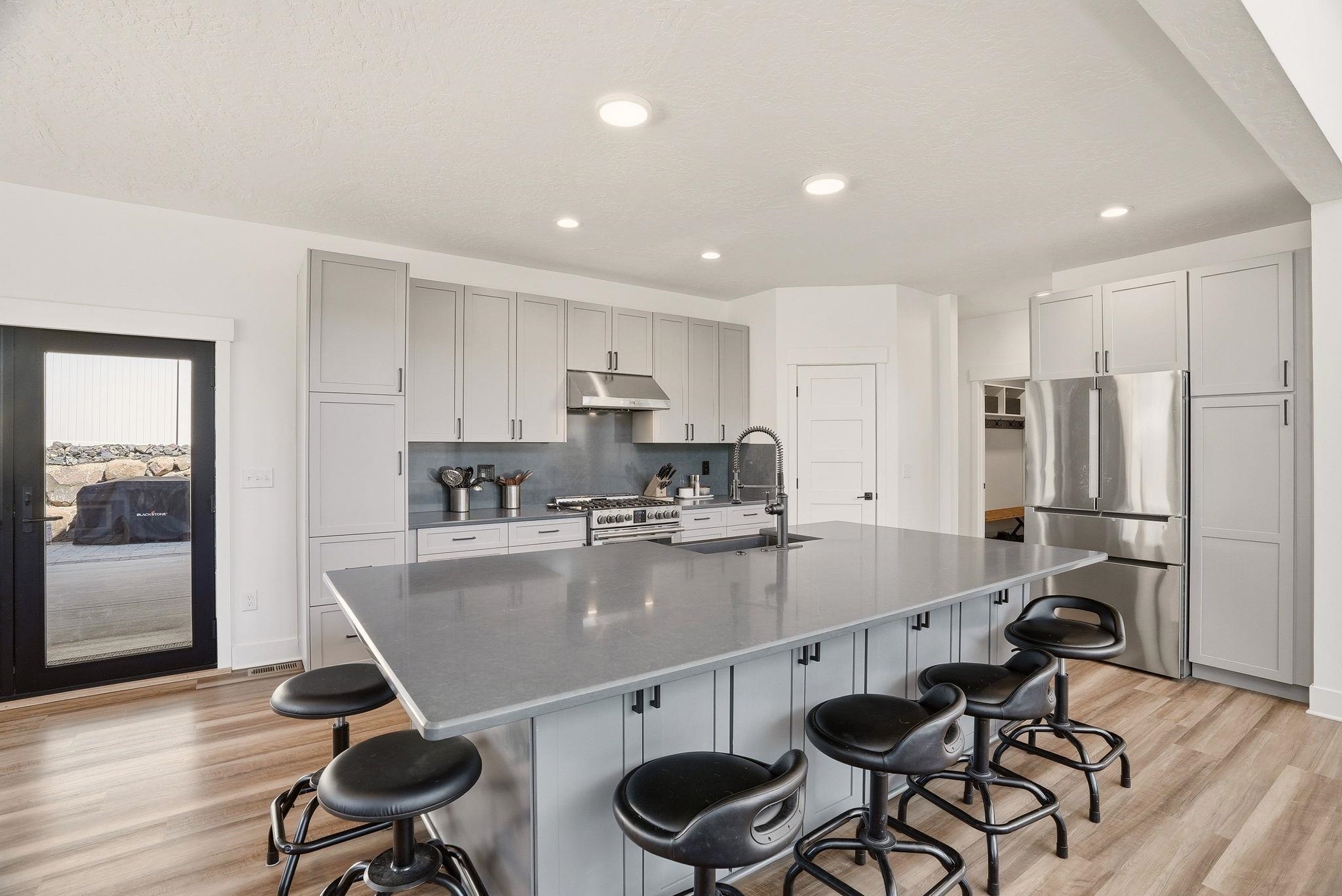 25517 N Sheridan Rd - Photo 9