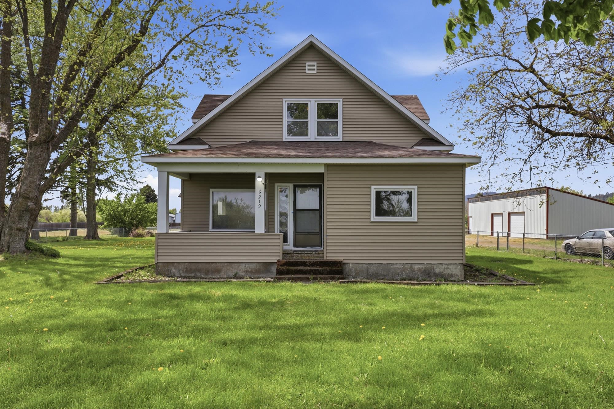5219 N McKinzie Rd - Photo 1