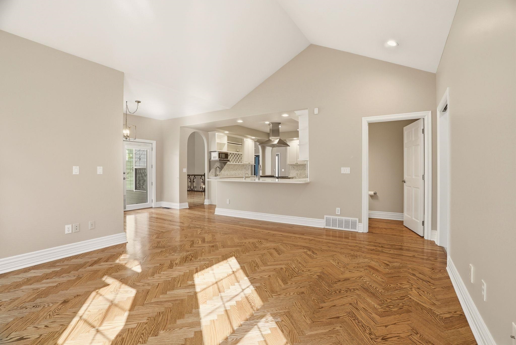 1611 E Heritage Ln - Photo 17