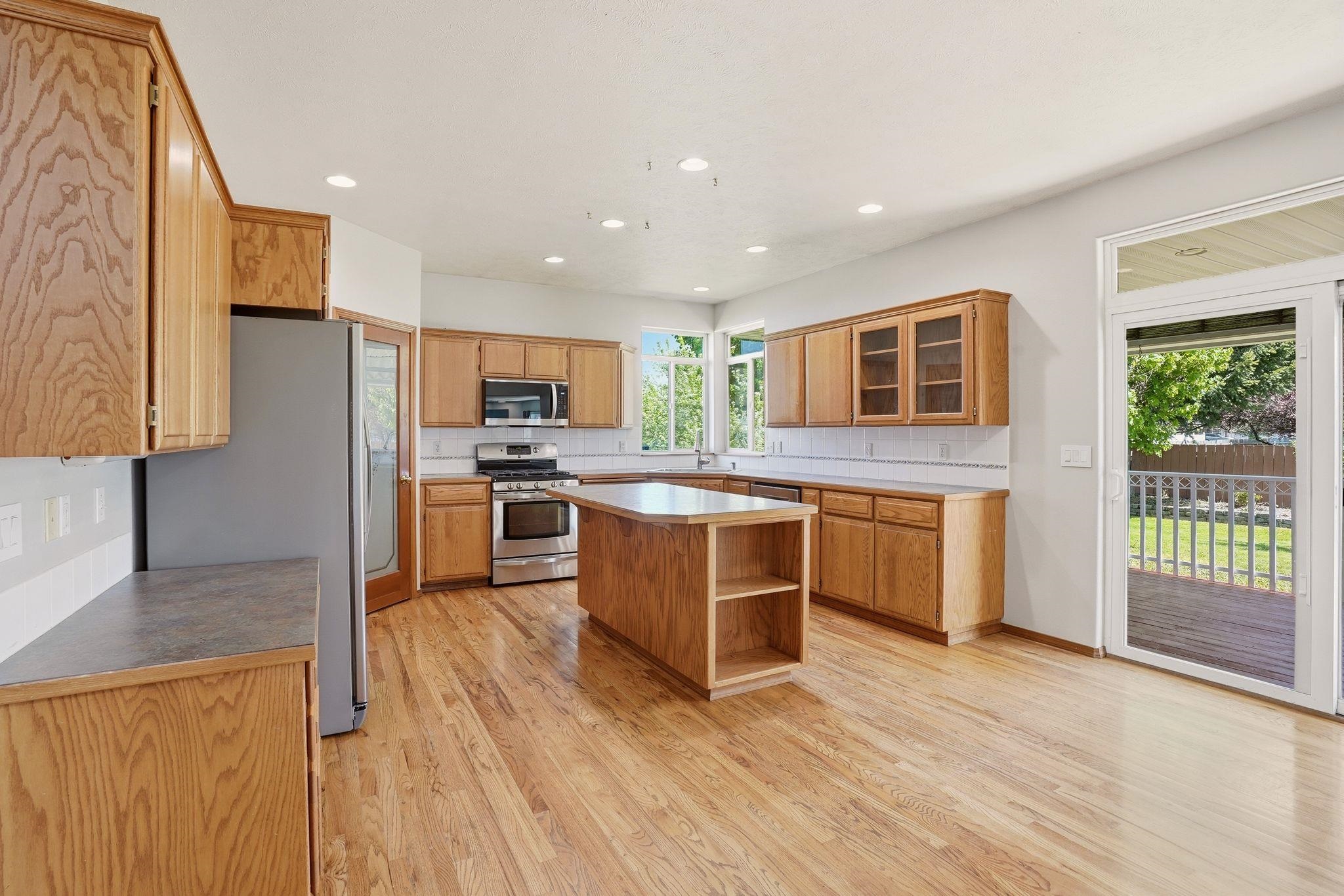 3103 S Bolivar Ct - Photo 4