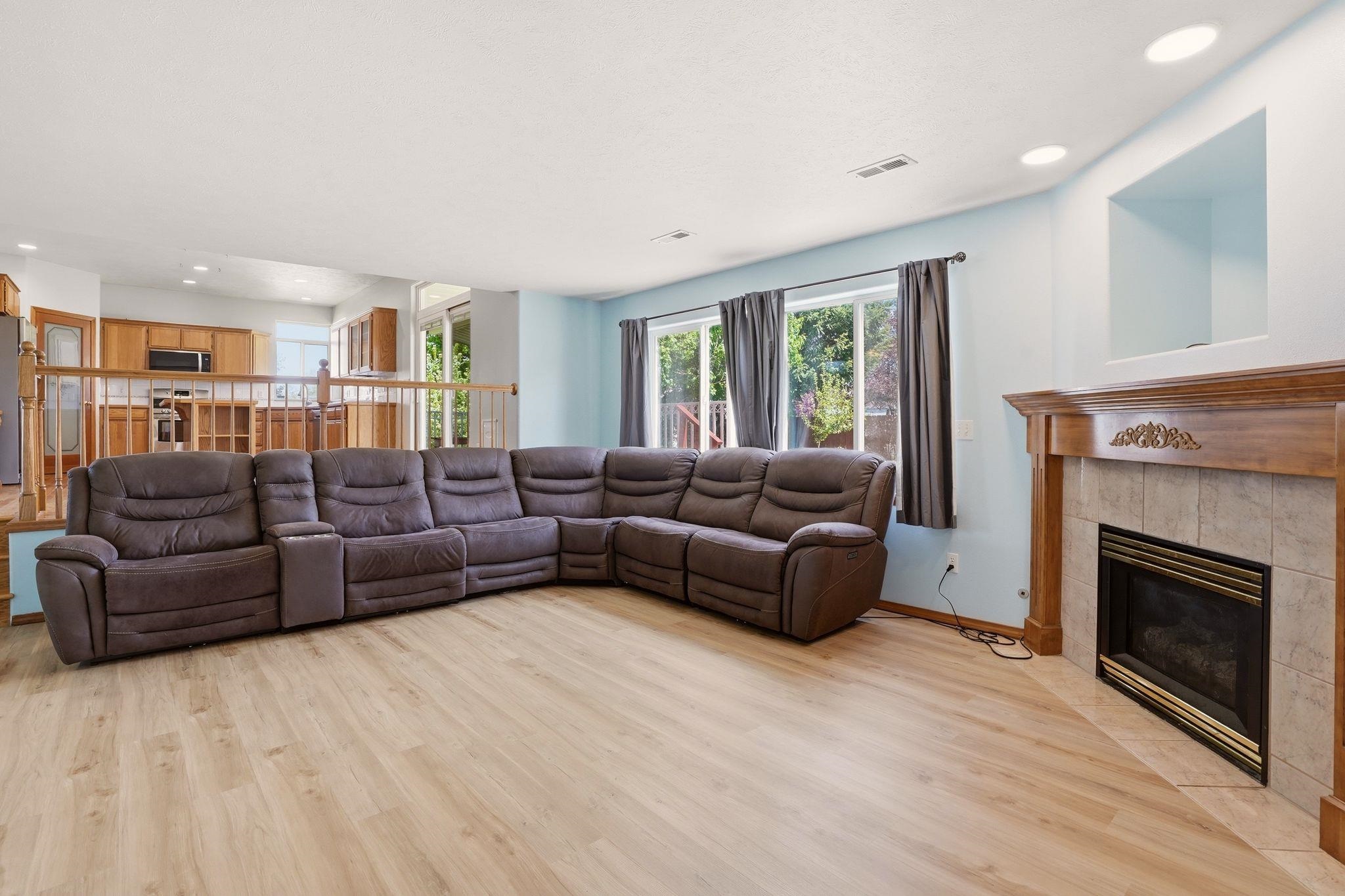 3103 S Bolivar Ct - Photo 8