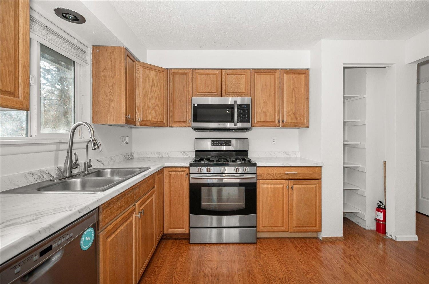 3828 E 8th Ave - Photo 14