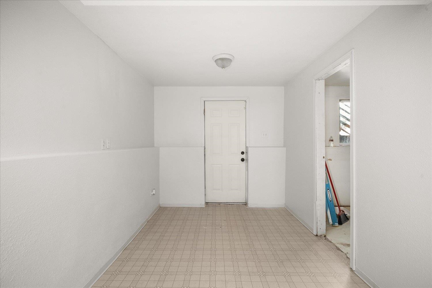 3828 E 8th Ave - Photo 28