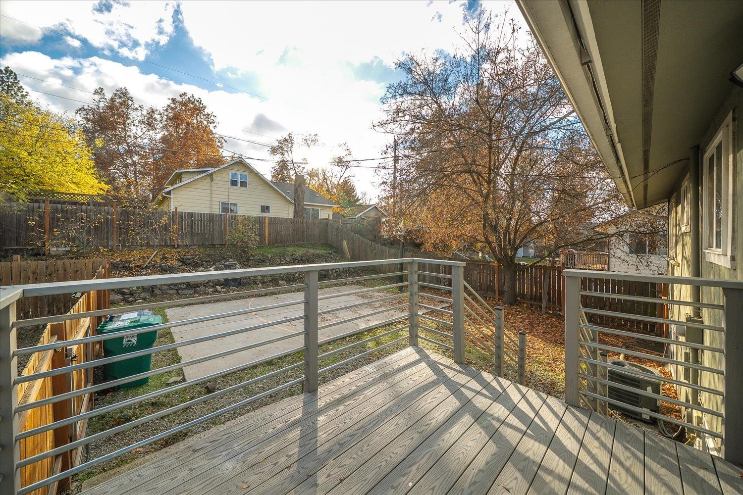 3828 E 8th Ave - Photo 29
