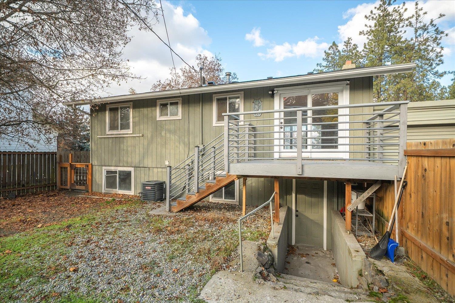 3828 E 8th Ave - Photo 32