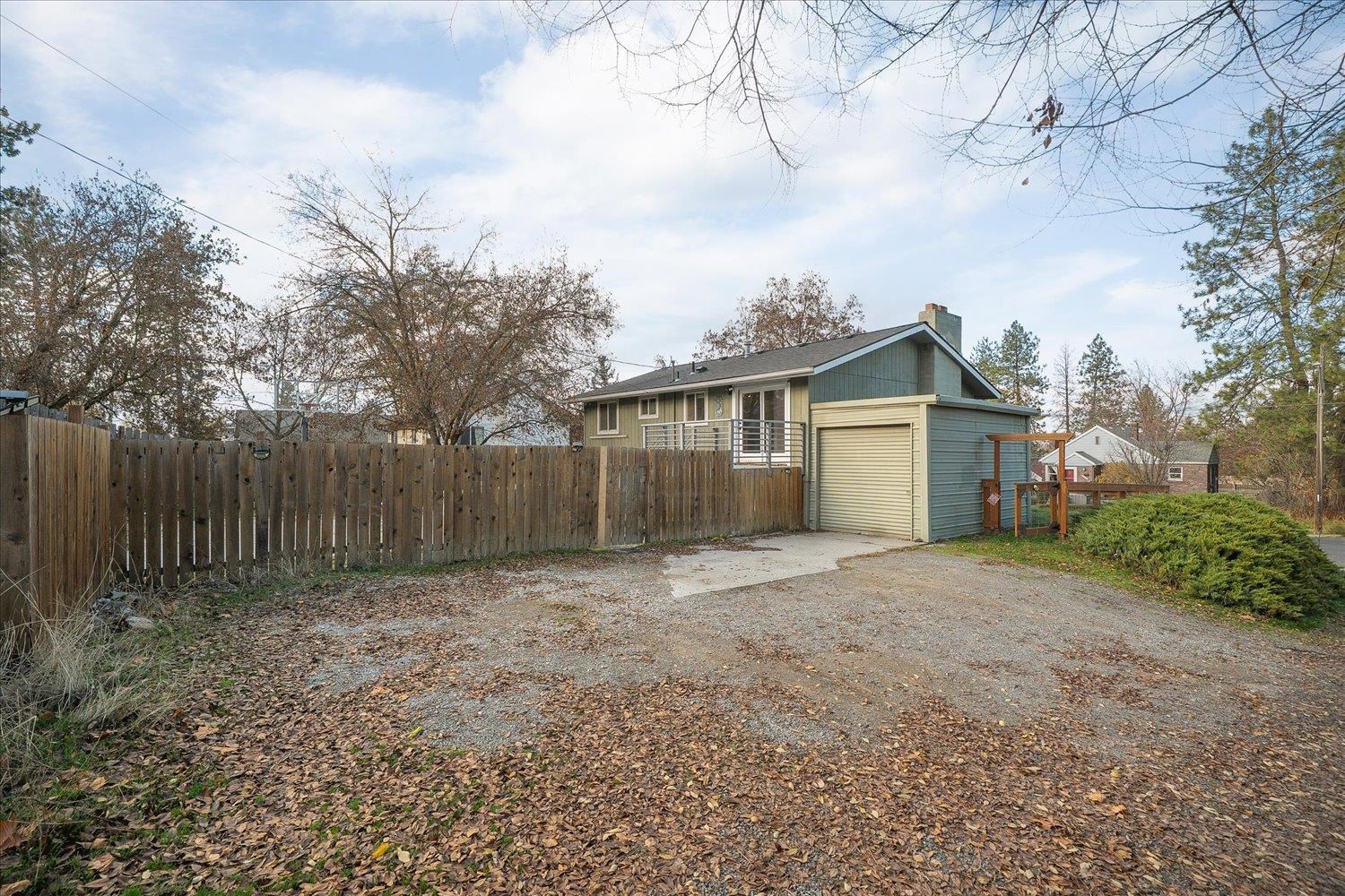3828 E 8th Ave - Photo 37