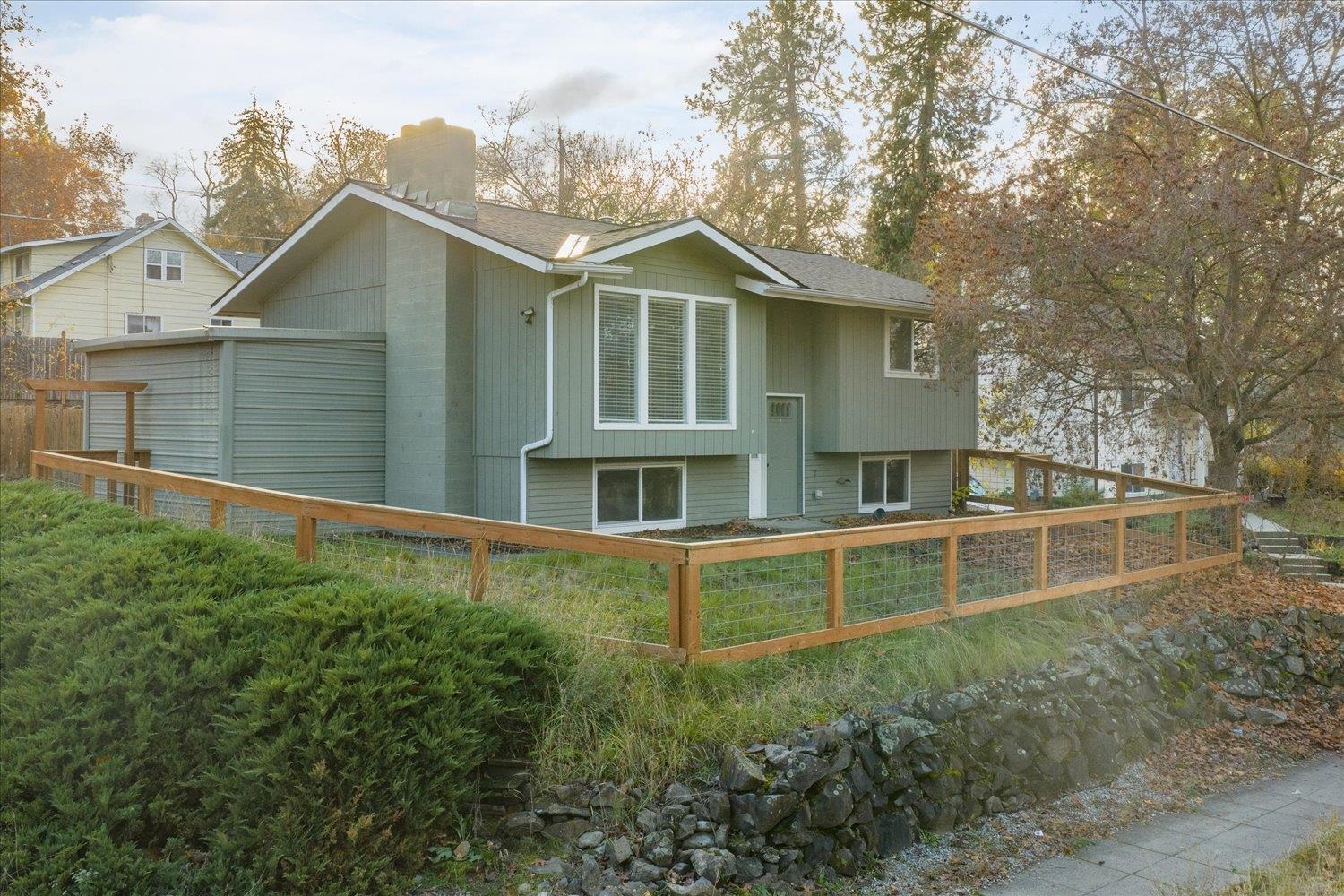 3828 E 8th Ave - Photo 38