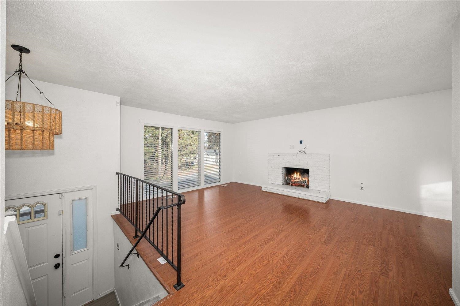 3828 E 8th Ave - Photo 7