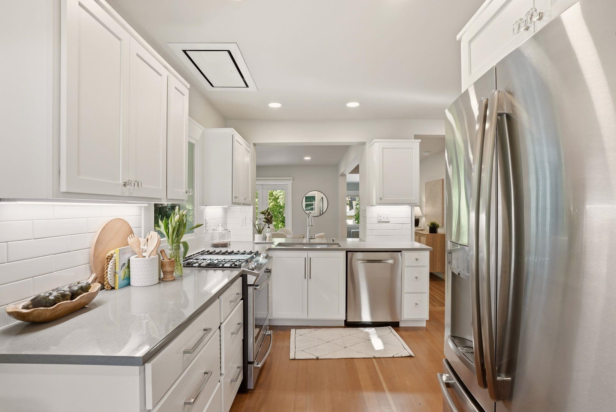 929 W 24th Ave - Photo 16