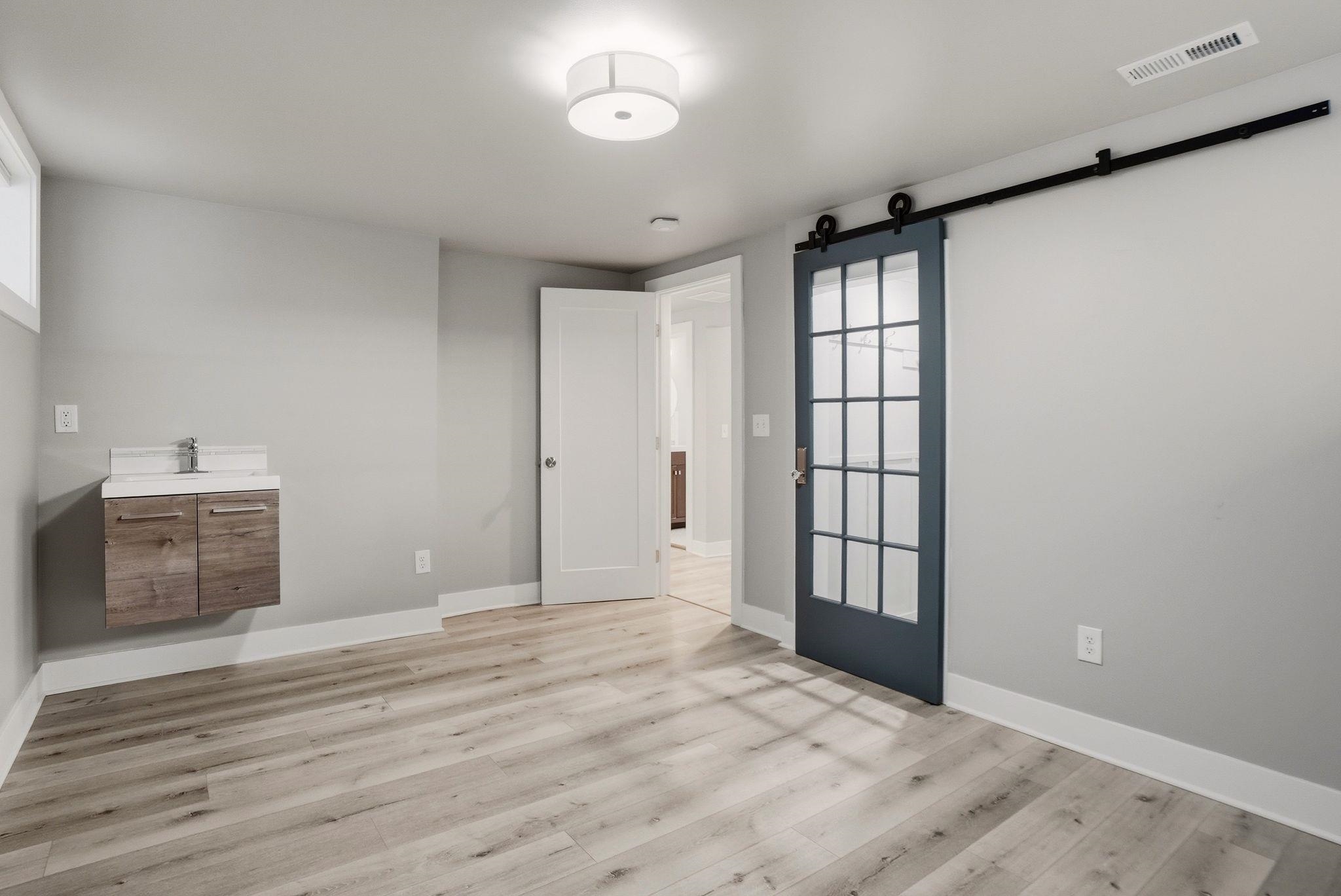 929 W 24th Ave - Photo 33