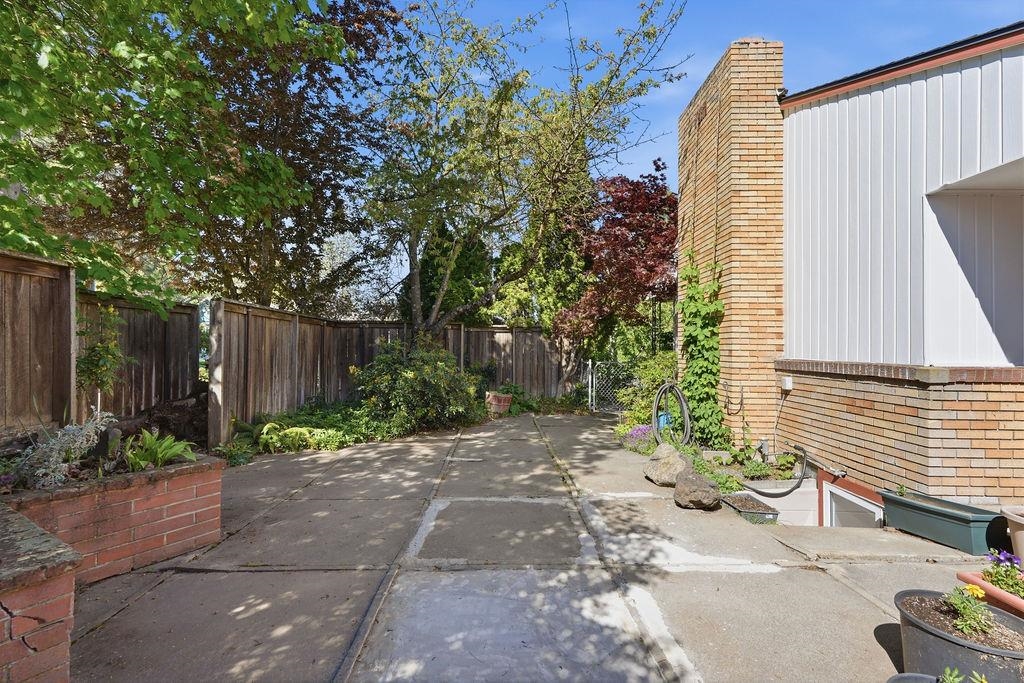 3821 S Gandy St - Photo 36