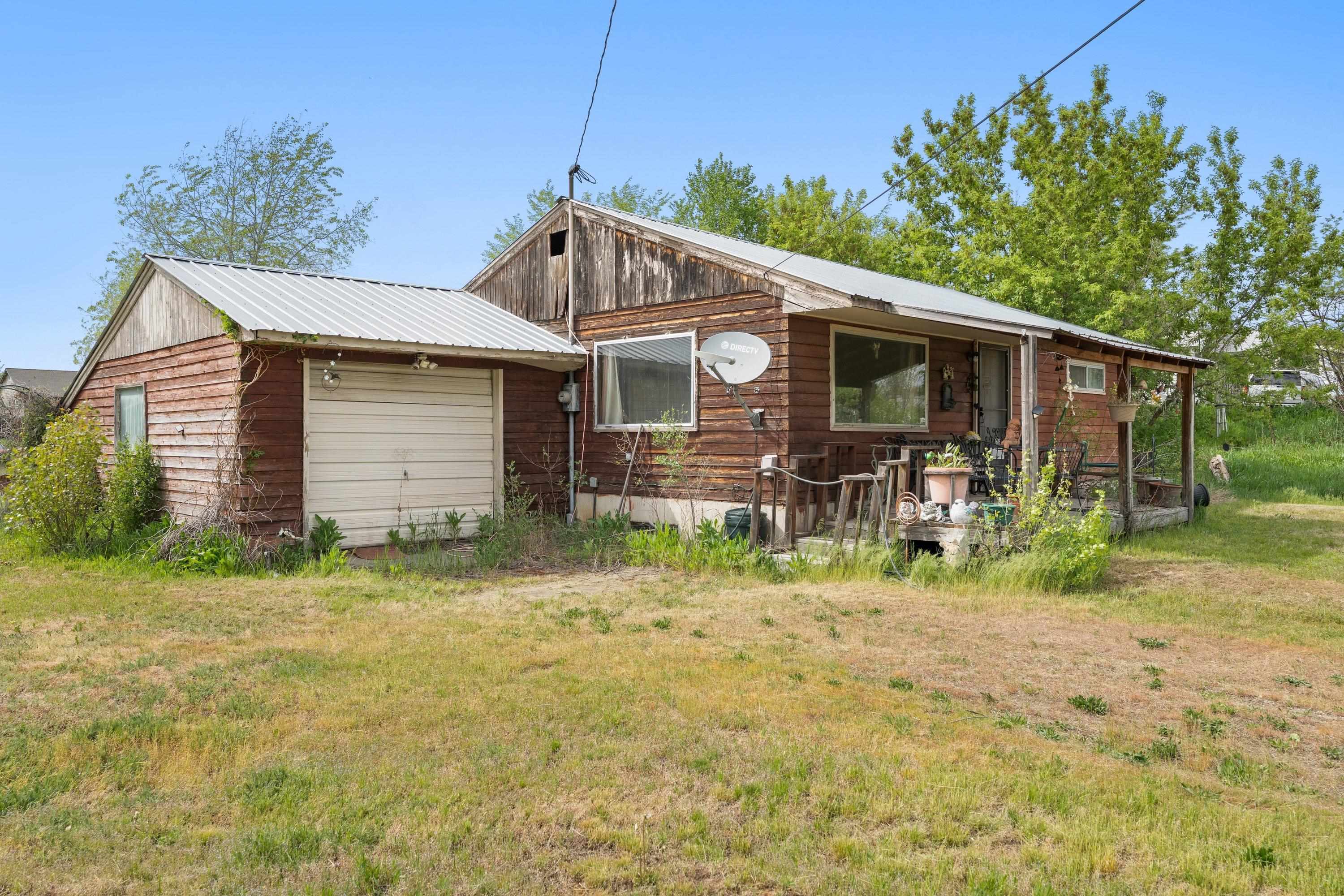 7605 N Regal St - Photo 2