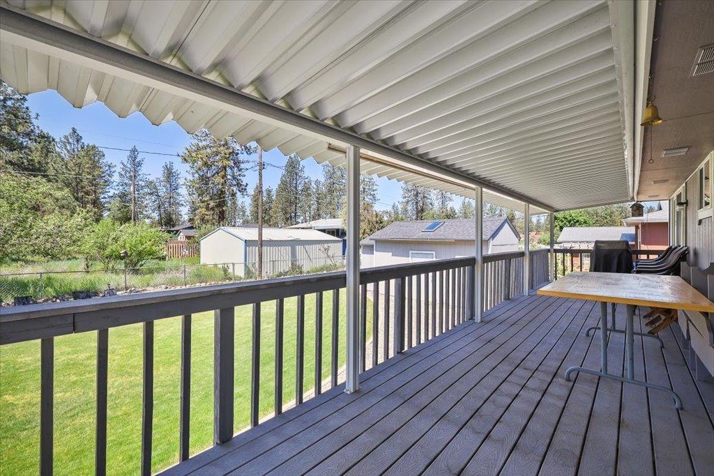 6425 N Catherine St - Photo 24