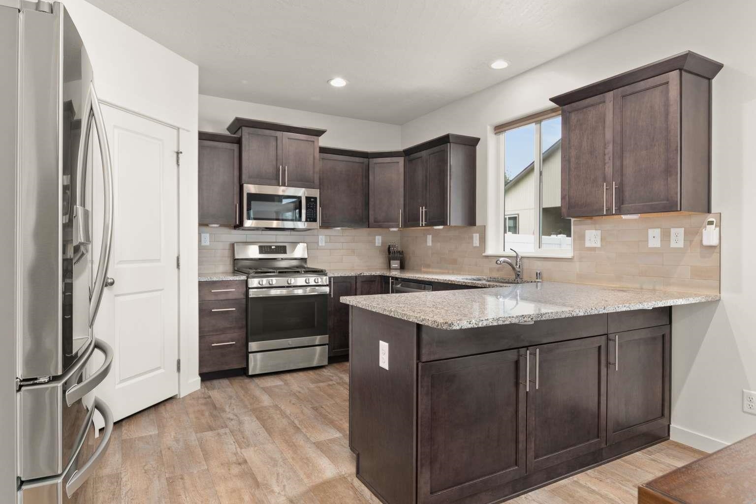 8606 W JONATHON Ct - Photo 5