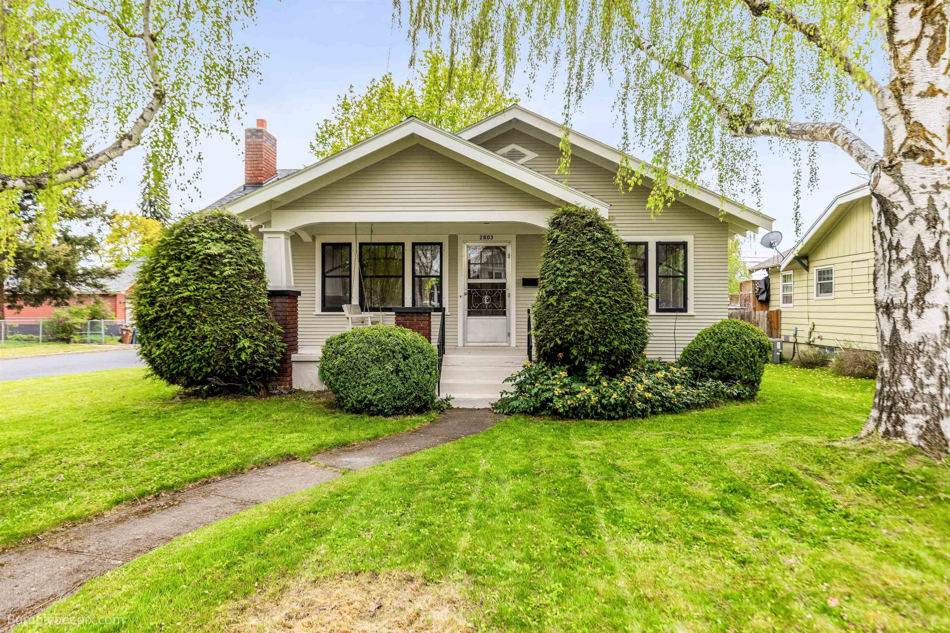 2803 W Fairview Ave - Photo 2