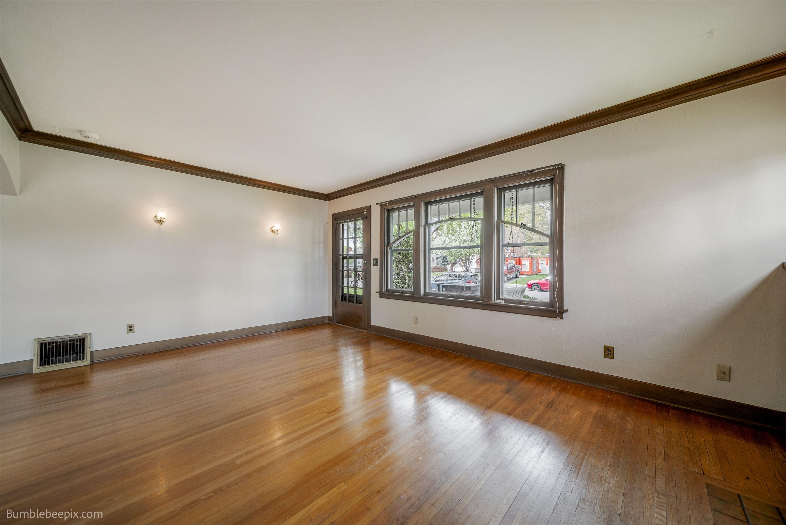2803 W Fairview Ave - Photo 17