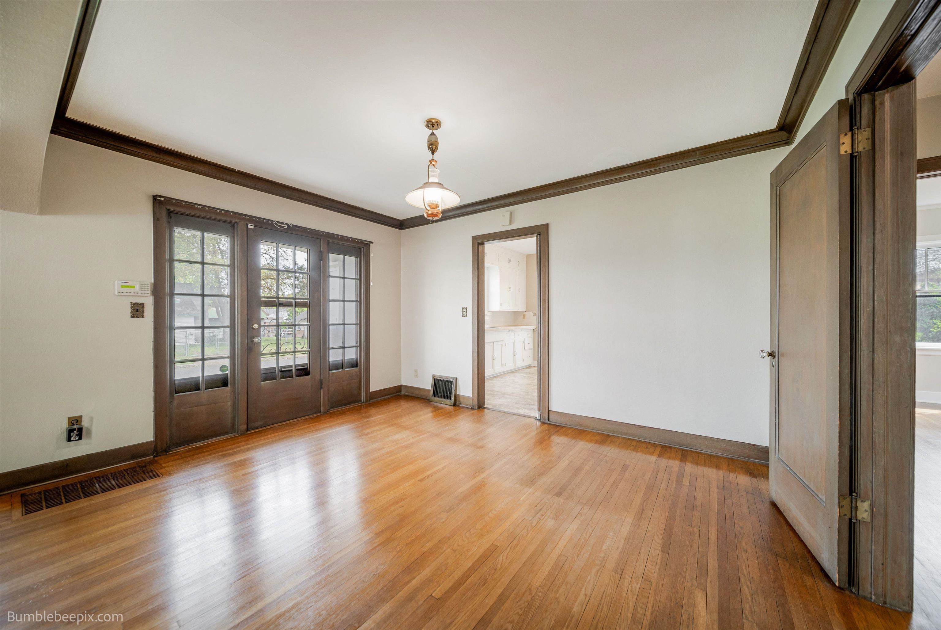 2803 W Fairview Ave - Photo 19