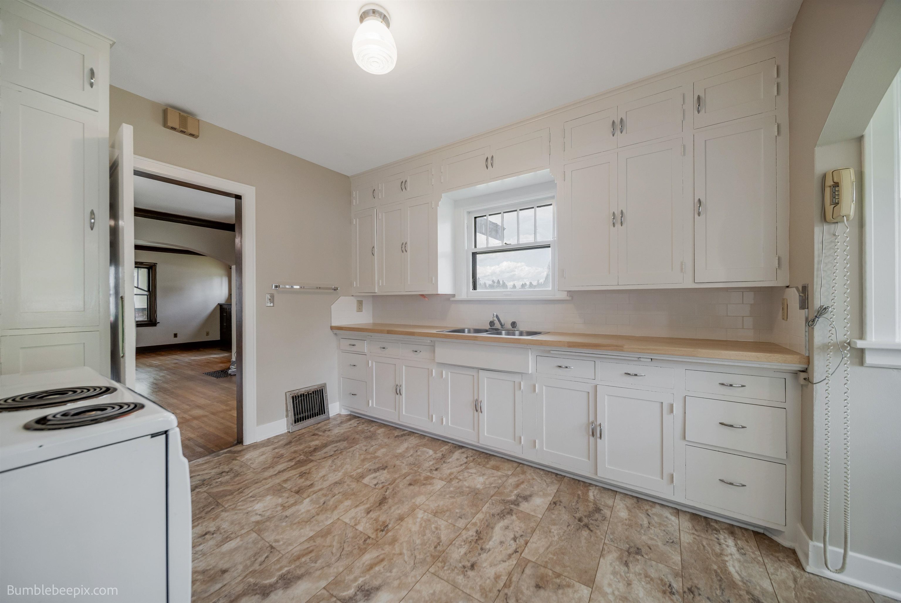 2803 W Fairview Ave - Photo 26