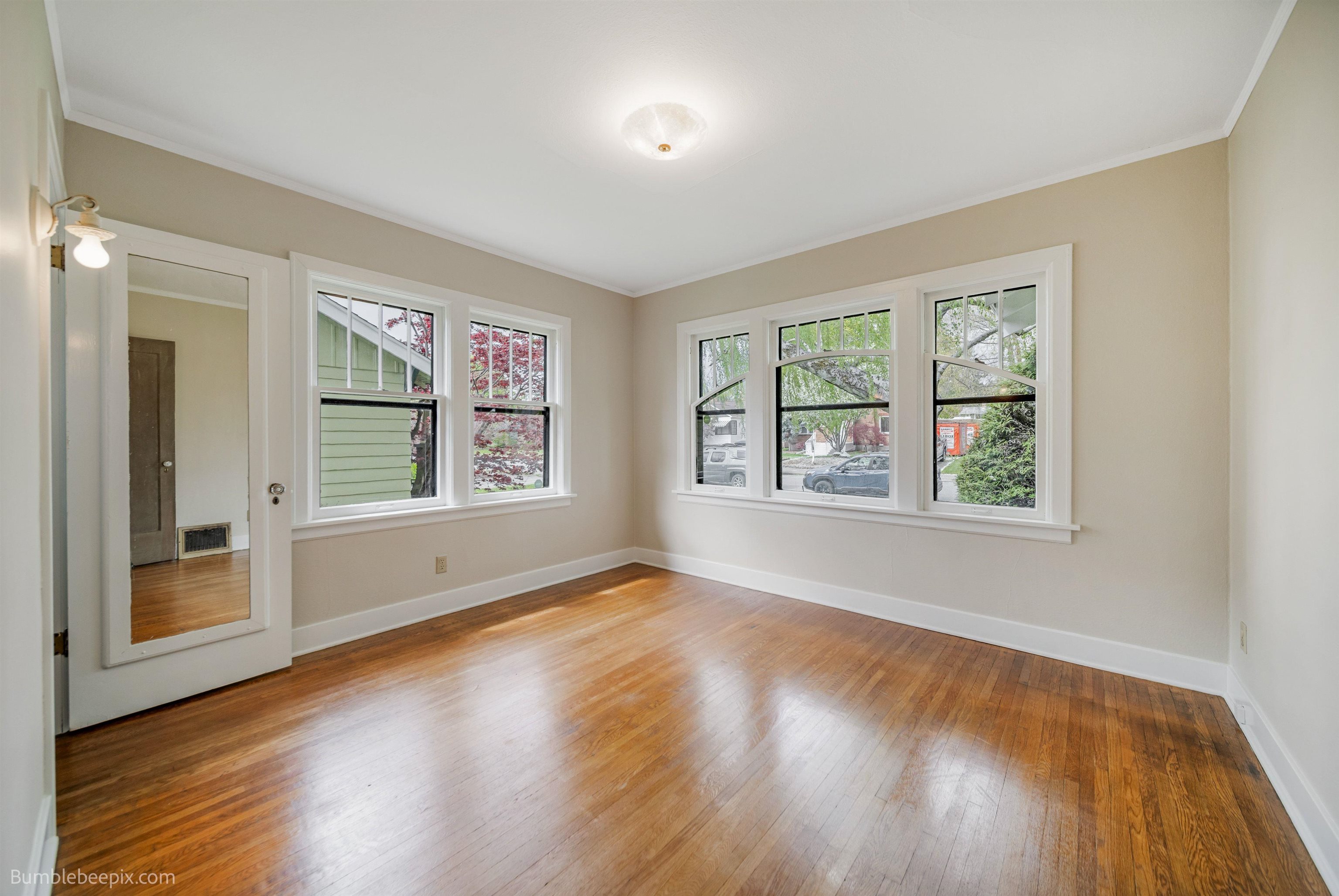 2803 W Fairview Ave - Photo 30