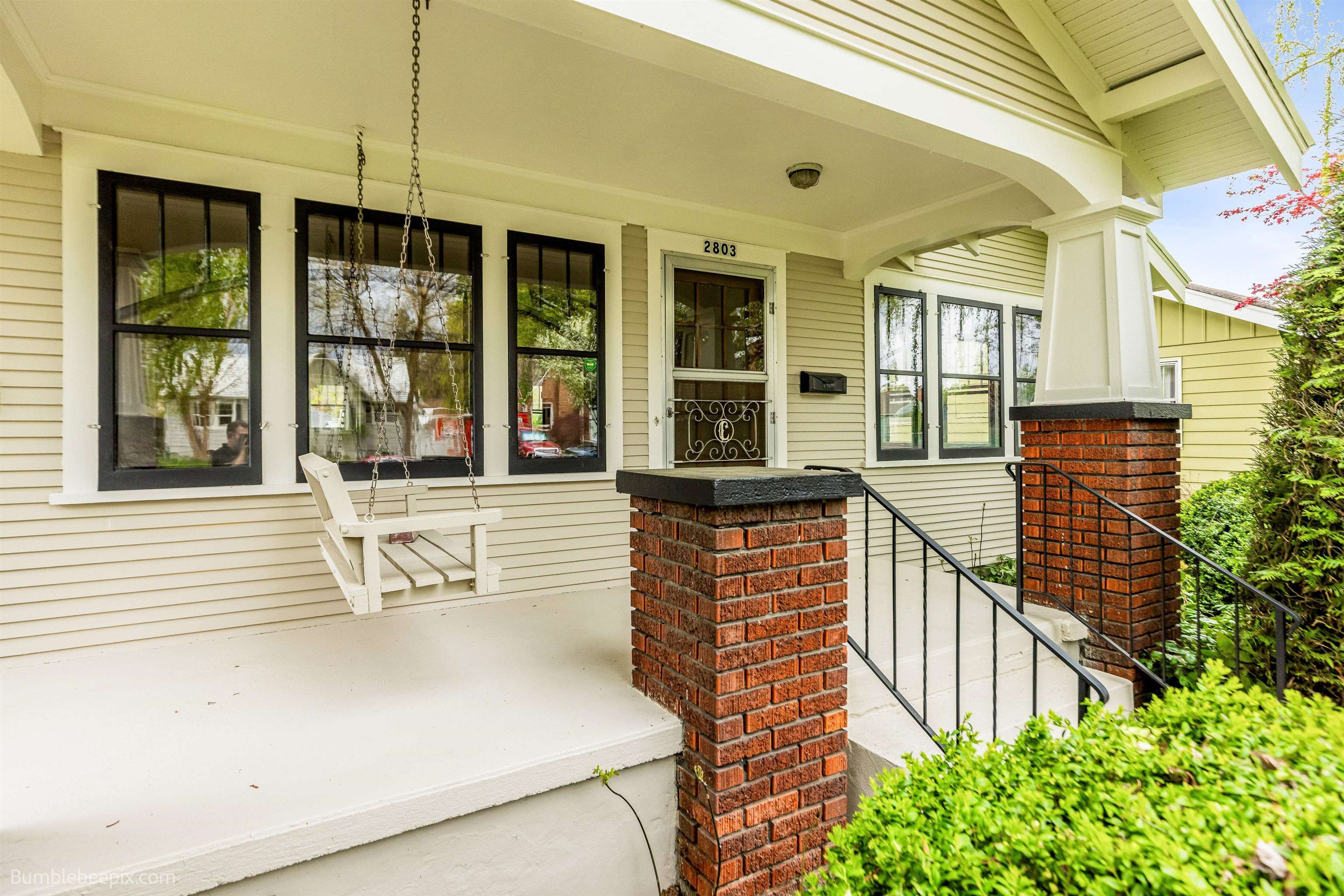 2803 W Fairview Ave - Photo 6