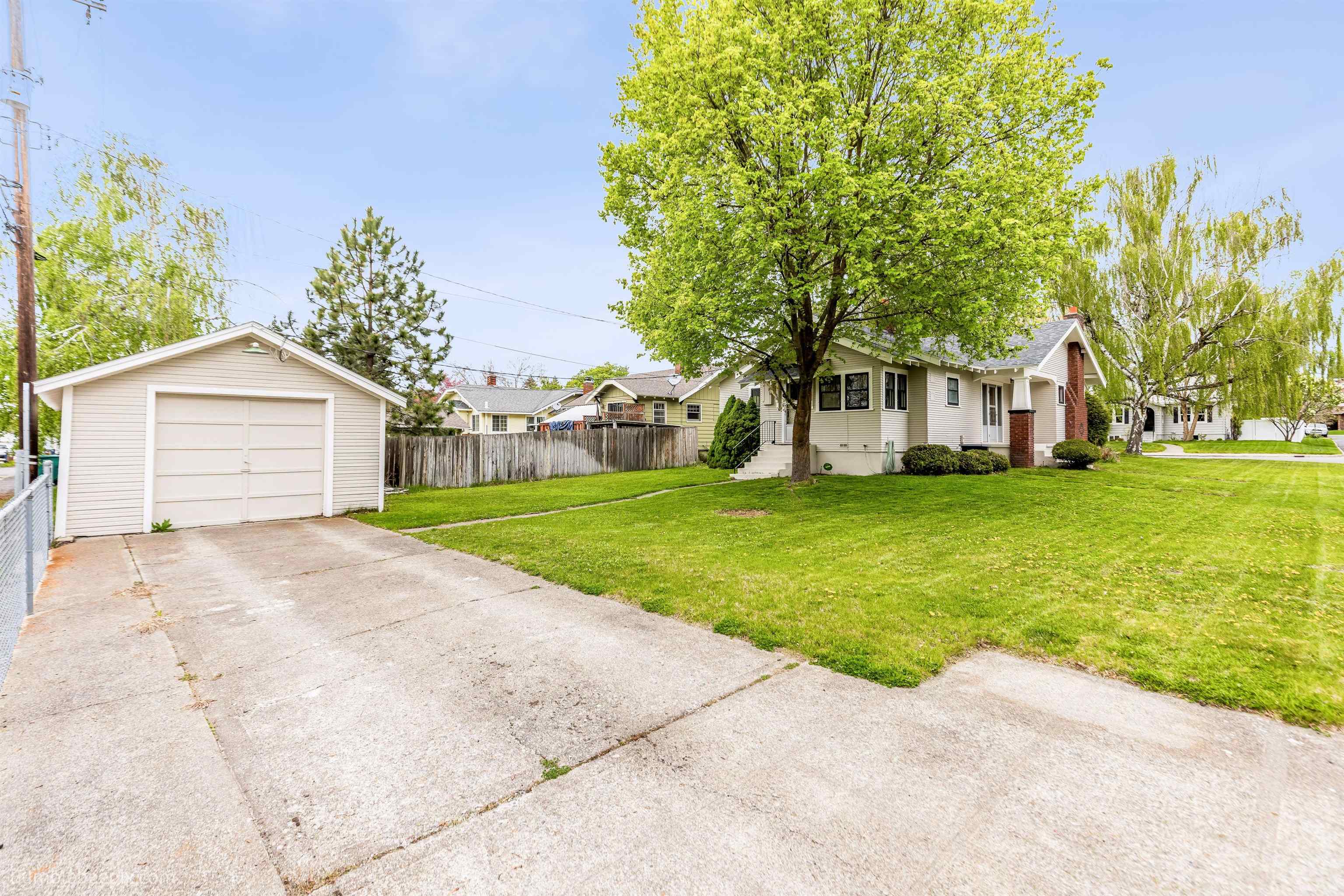 2803 W Fairview Ave - Photo 10