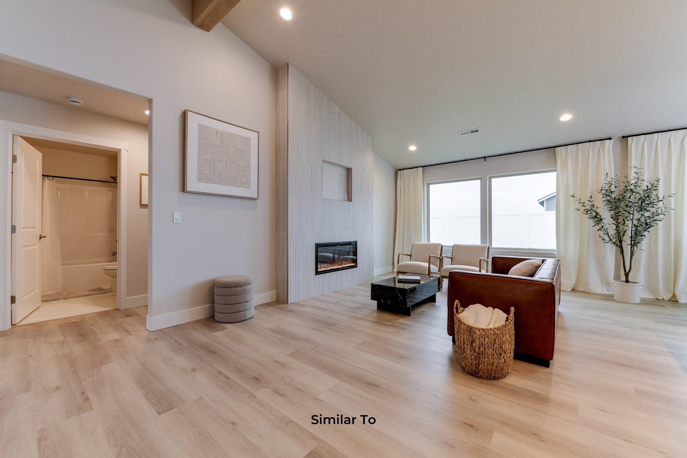 28 W 12th St - Photo 3