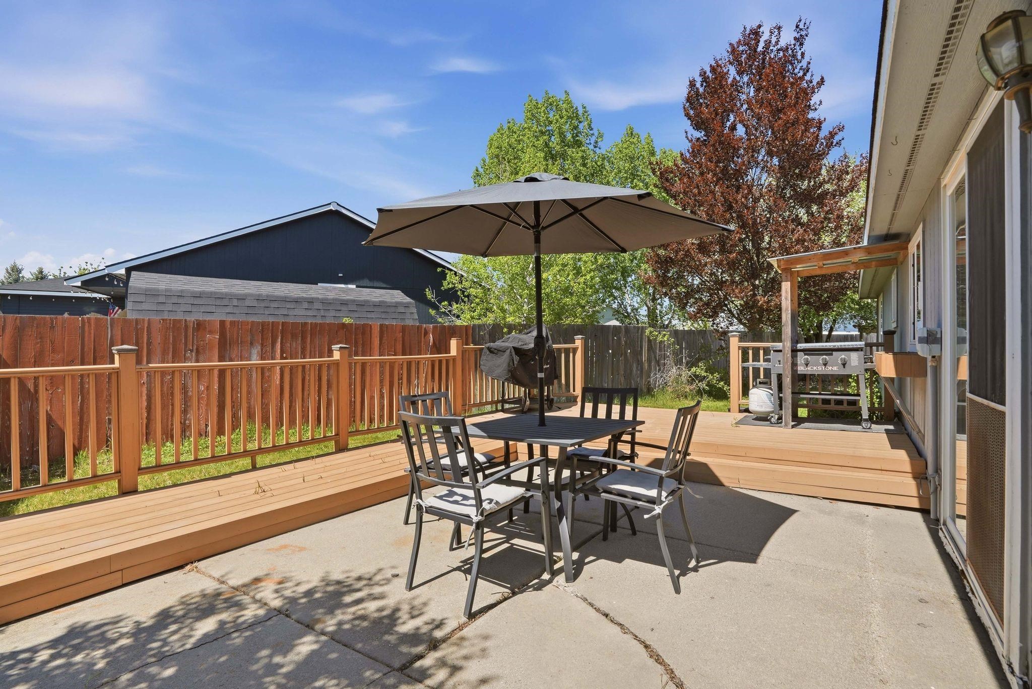 1629 E 2nd St - Photo 15