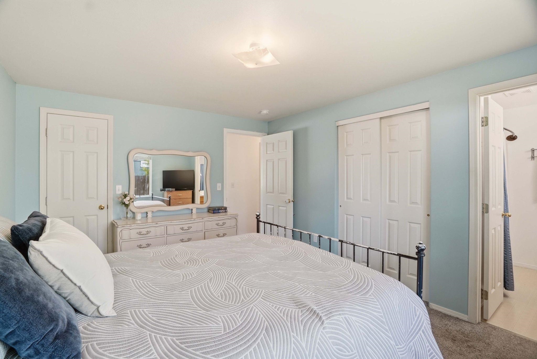 1629 E 2nd St - Photo 10