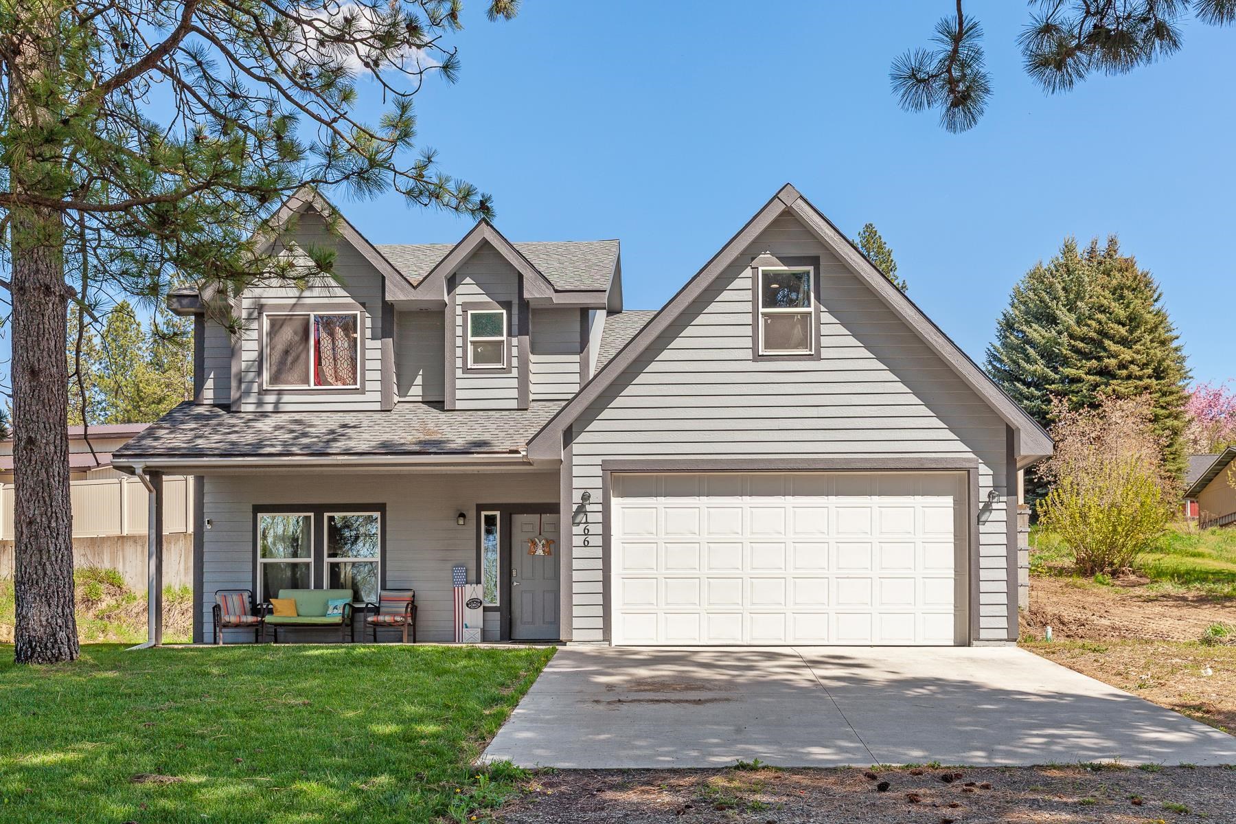 166 N Stringham Rd - Photo 1