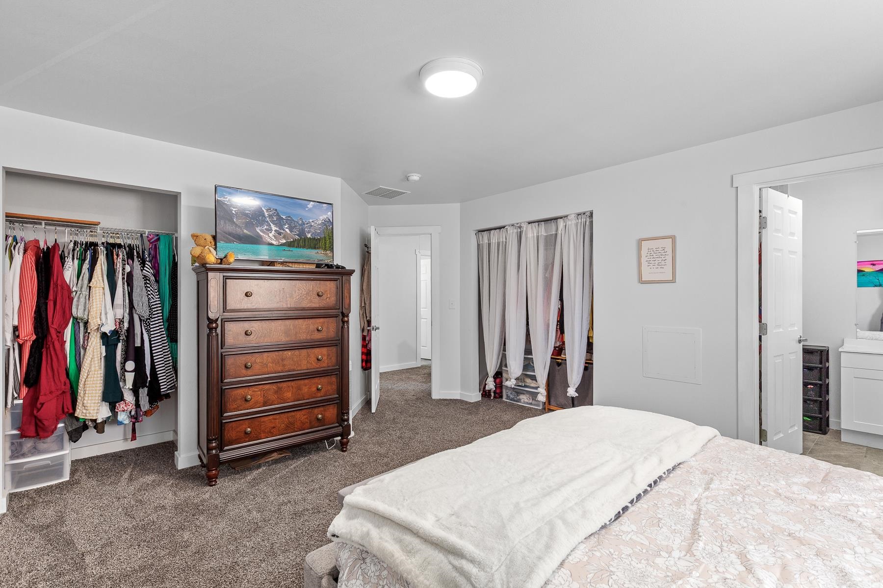 166 N Stringham Rd - Photo 13