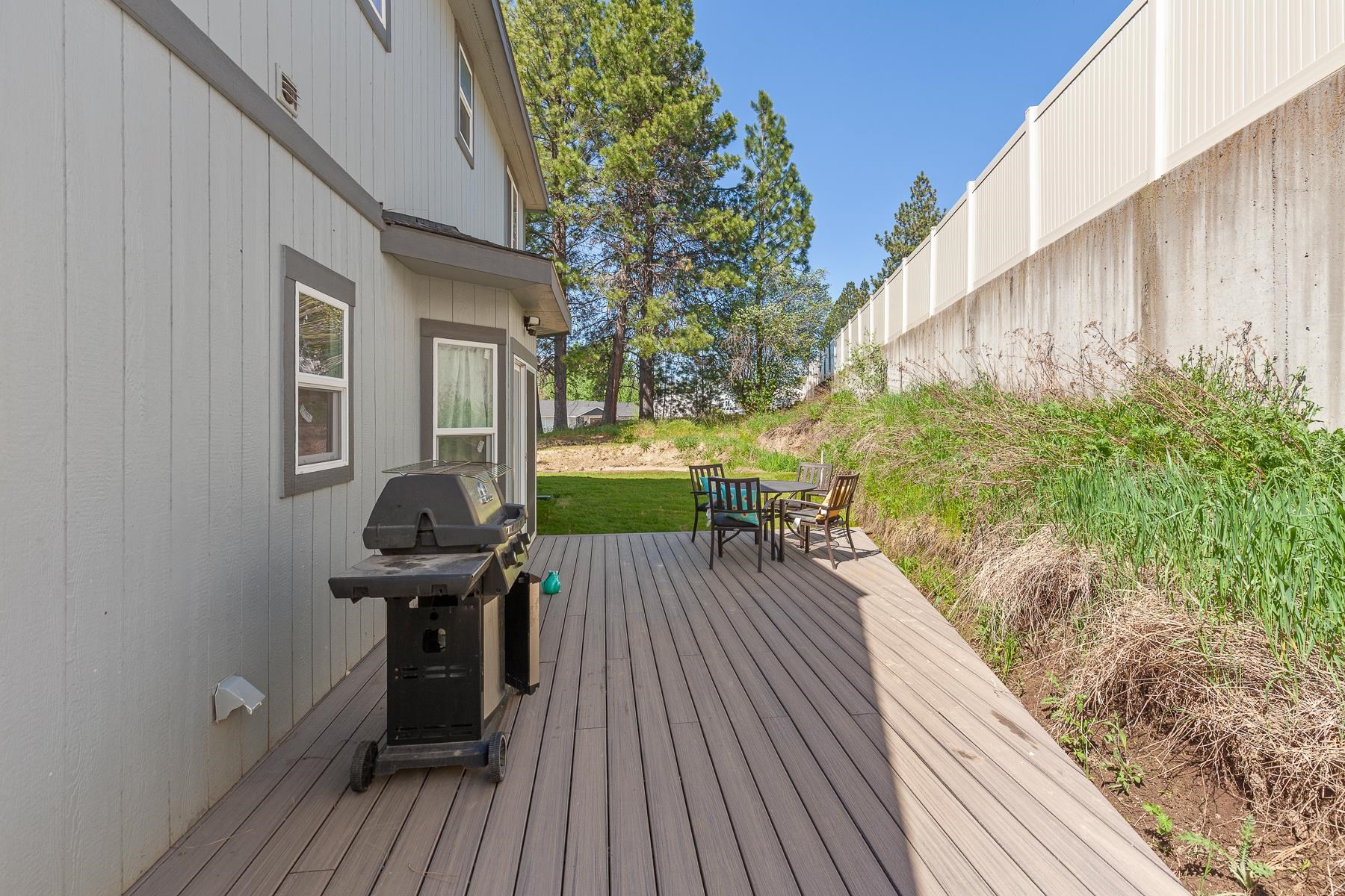 166 N Stringham Rd - Photo 21