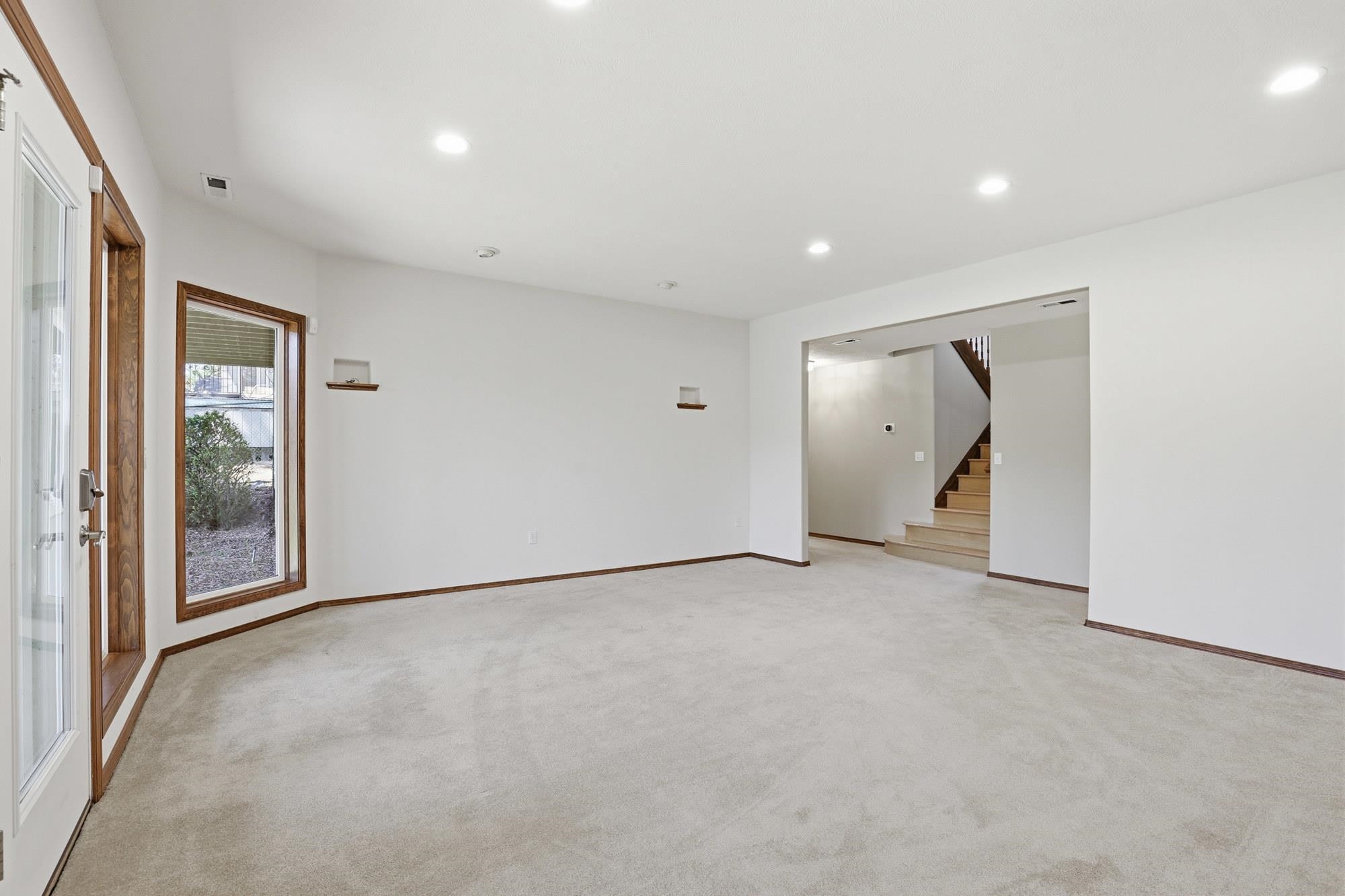 202 E Shore Rd - Photo 25