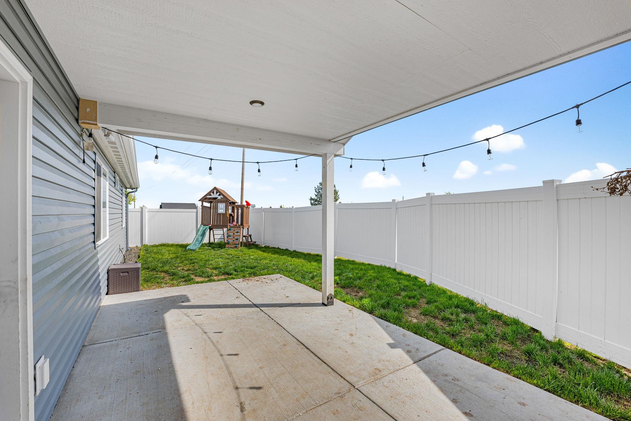 10307 W Salmonberry Rd - Photo 17
