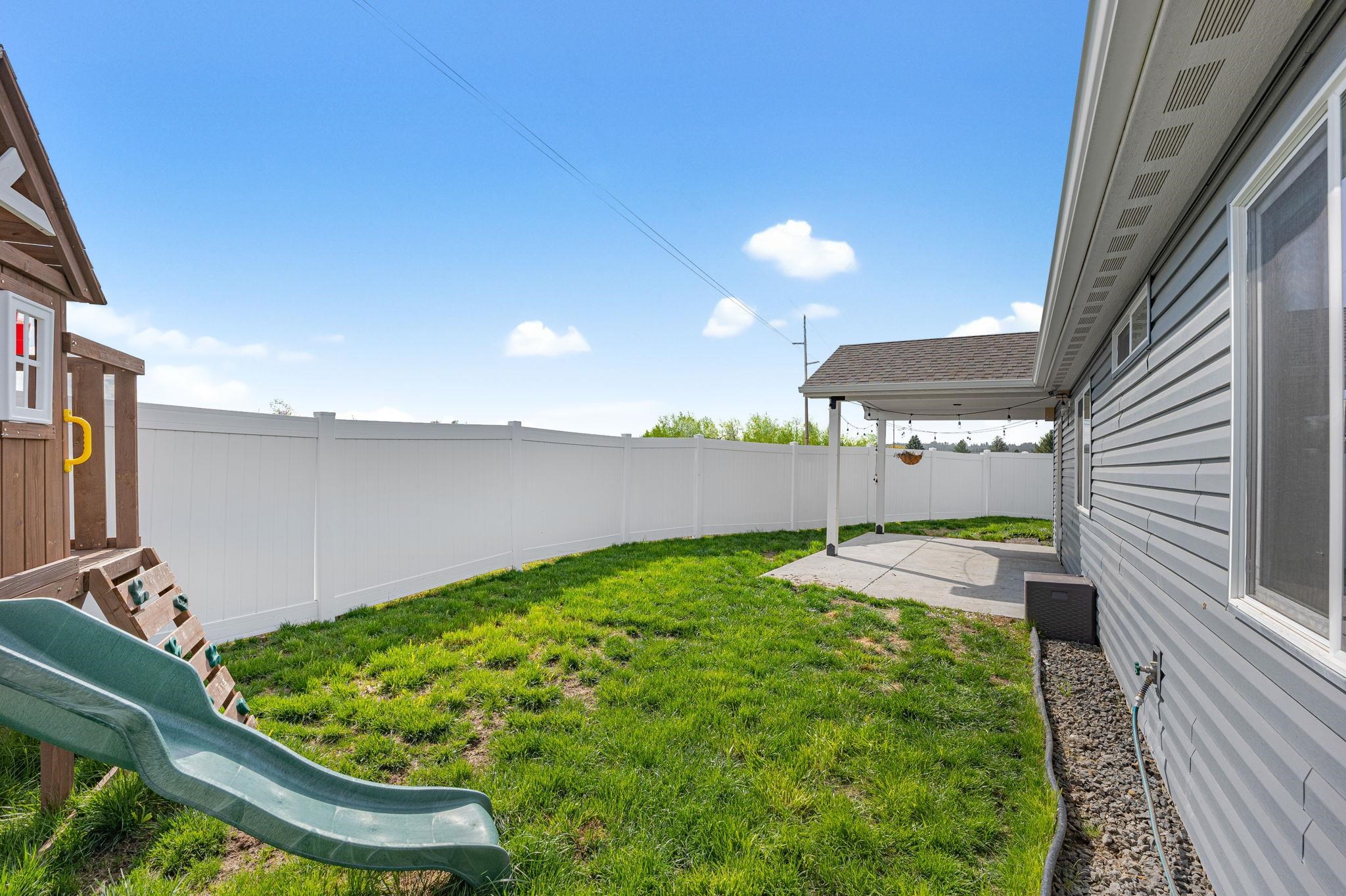 10307 W Salmonberry Rd - Photo 19