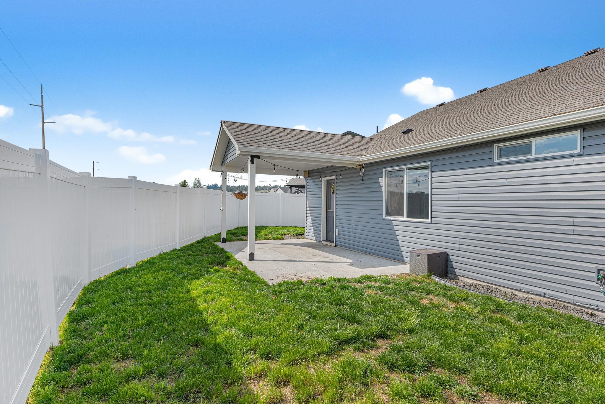 10307 W Salmonberry Rd - Photo 20