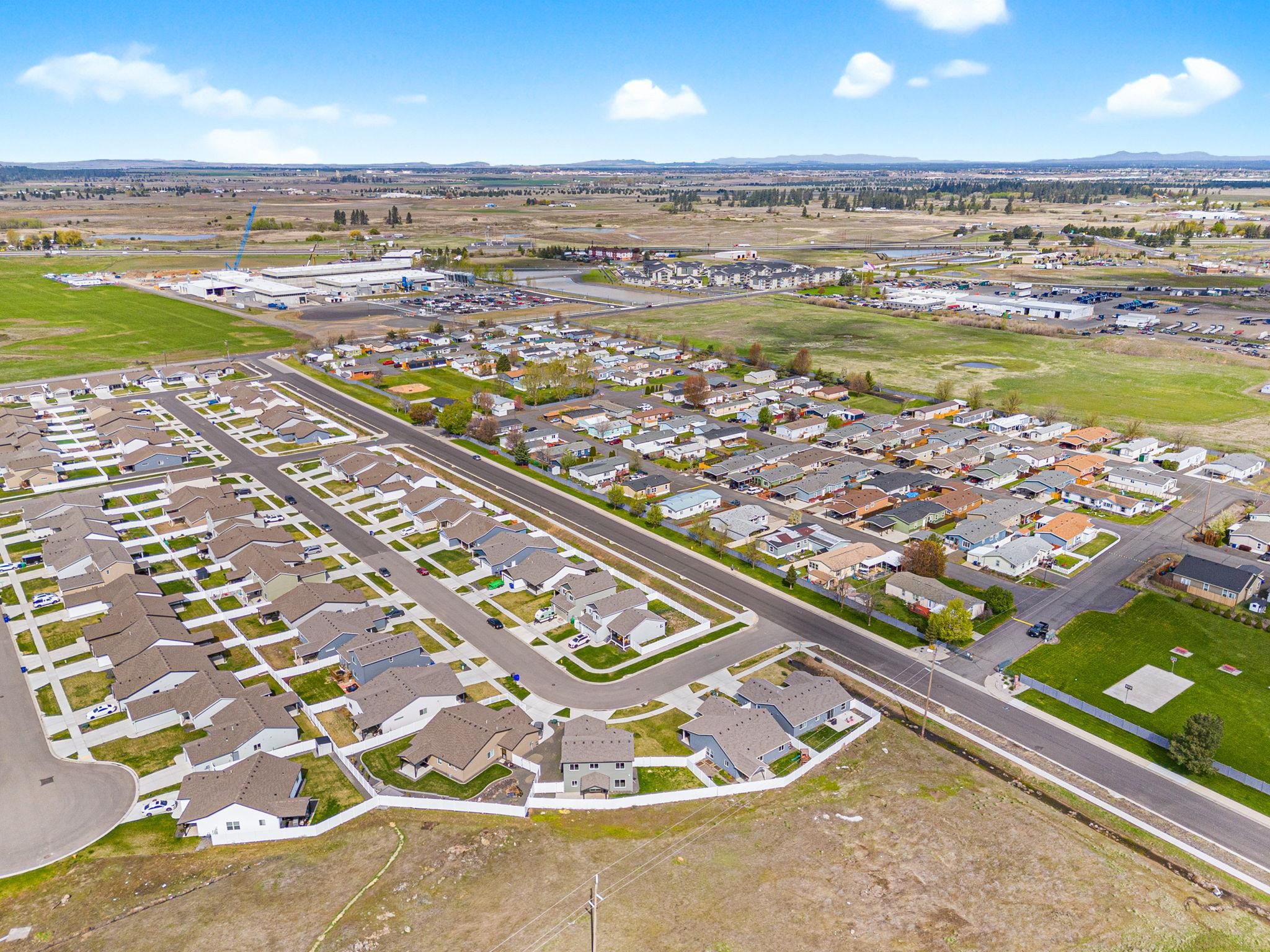 10307 W Salmonberry Rd - Photo 23