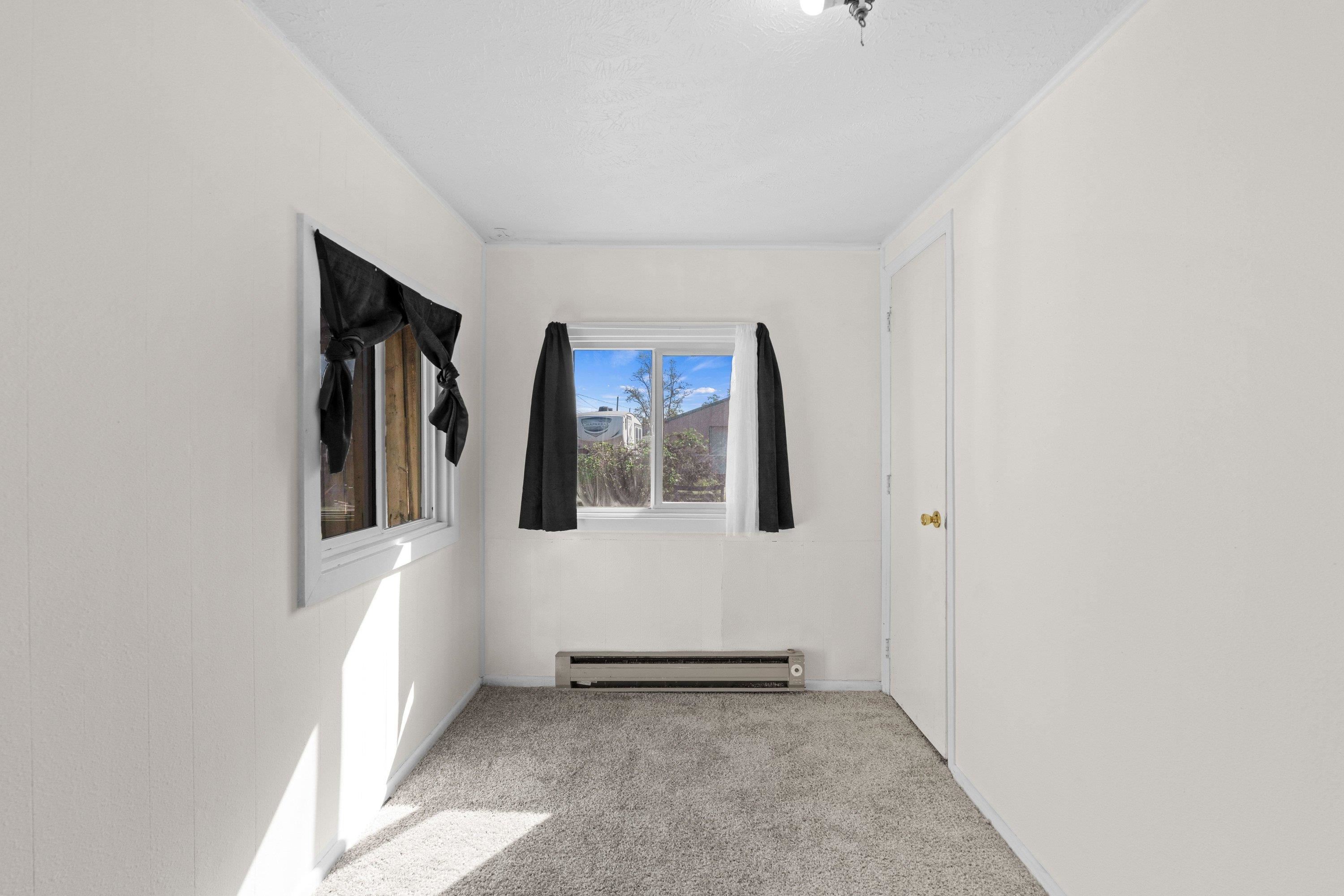 11019 E Empire Ave - Photo 19