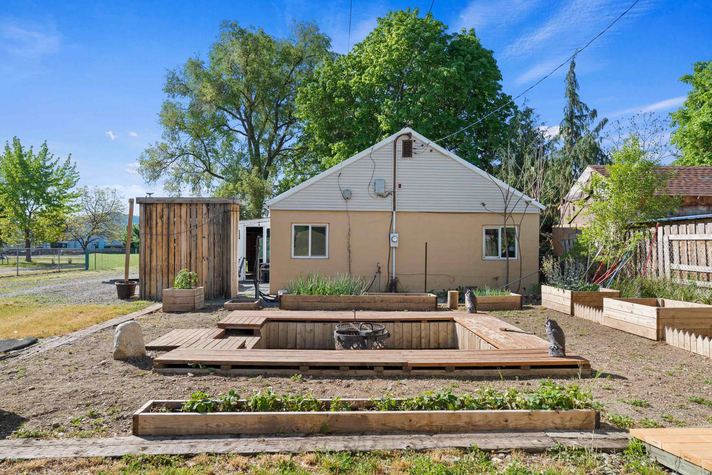 11019 E Empire Ave - Photo 27