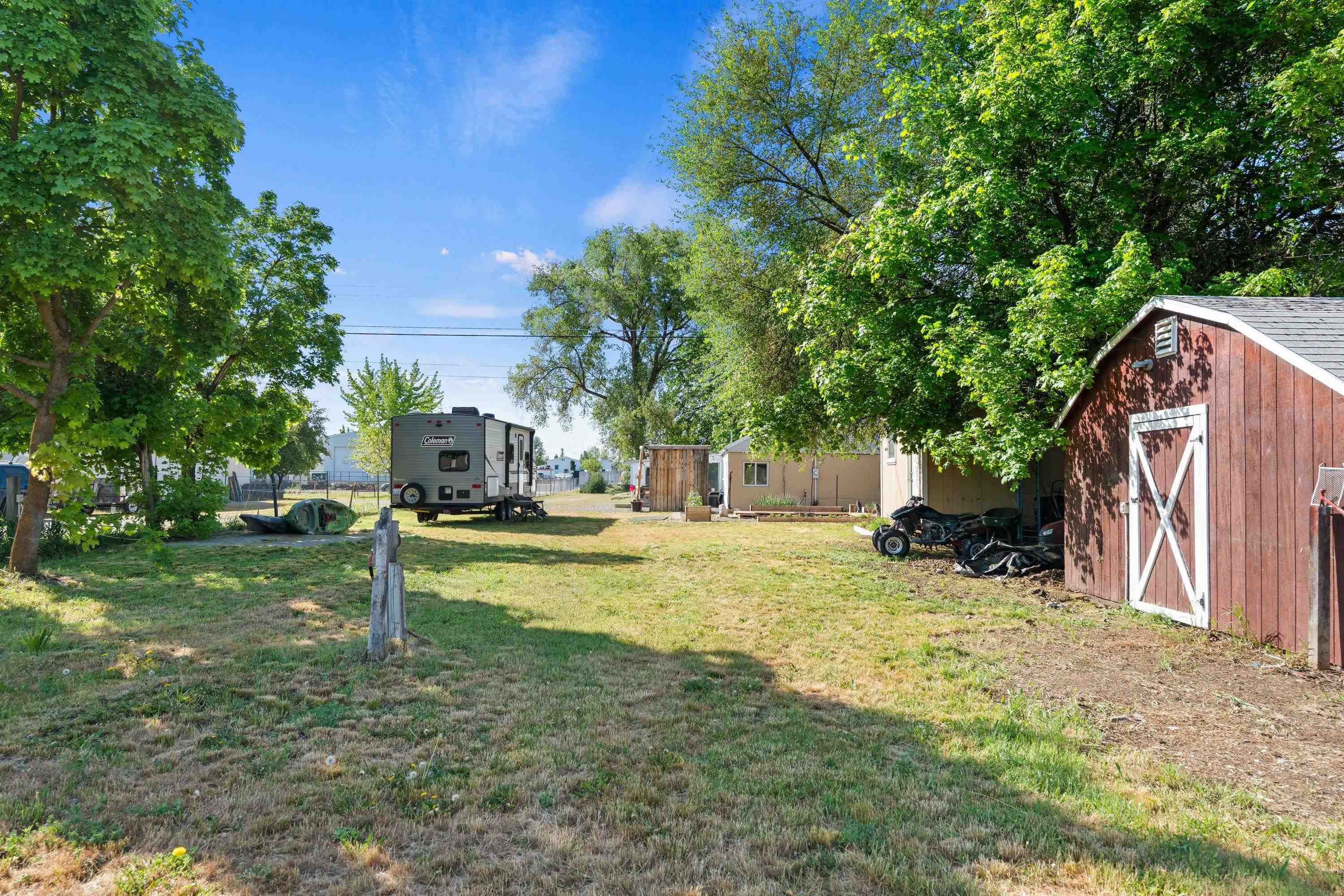 11019 E Empire Ave - Photo 28
