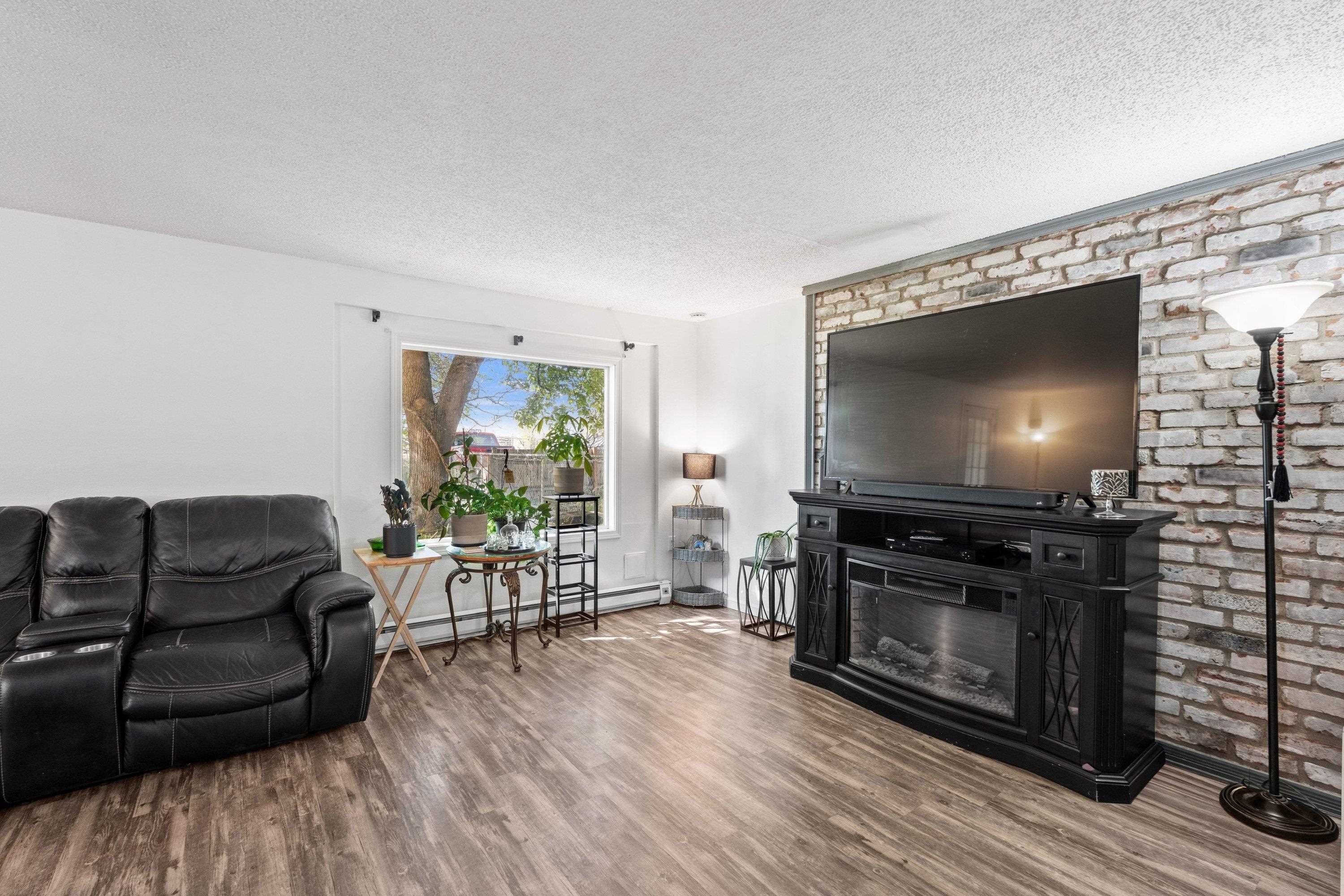 11019 E Empire Ave - Photo 10