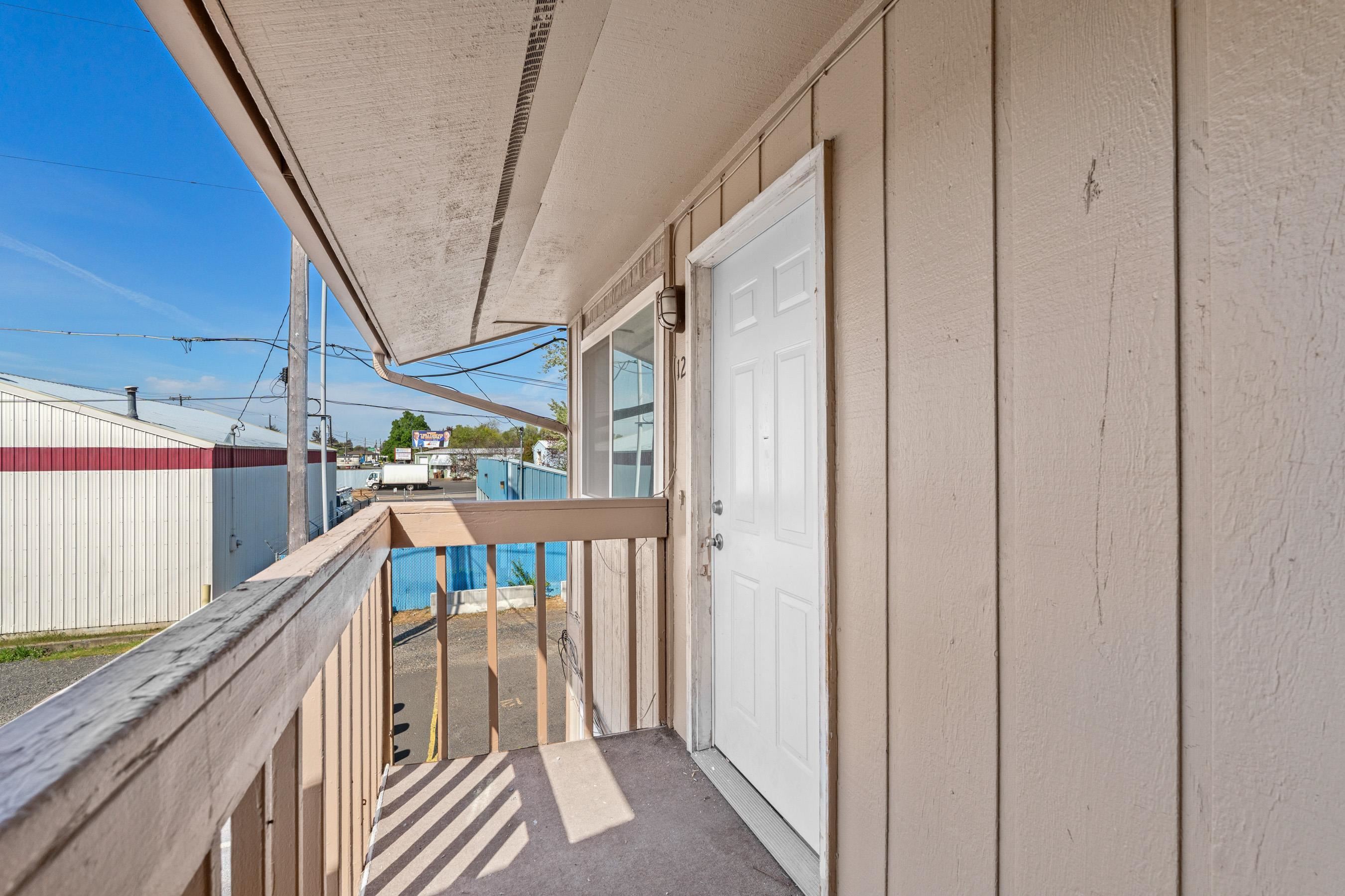 3203 N Smith St - Photo 6
