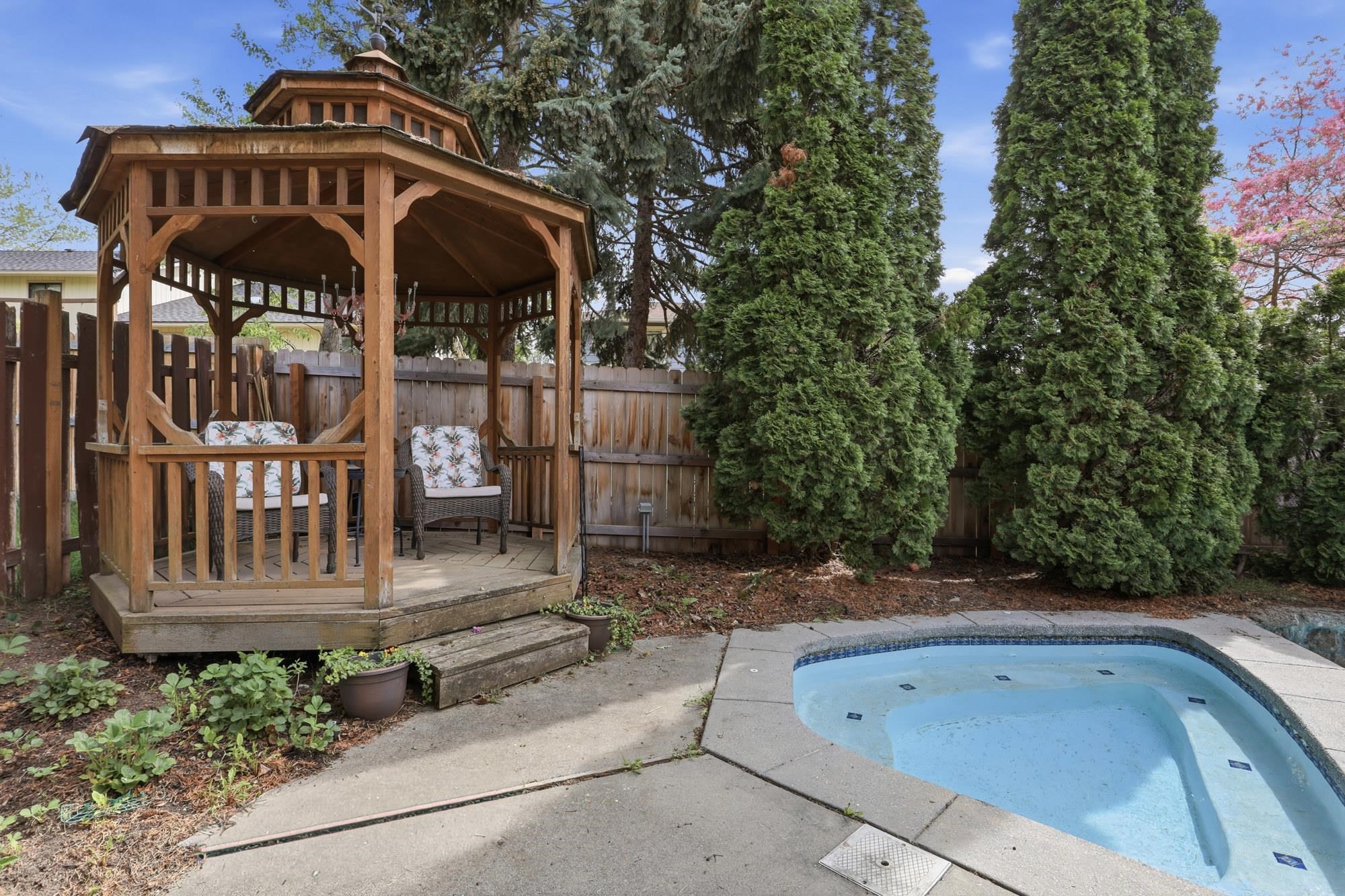 4202 E 42nd Ave - Photo 40