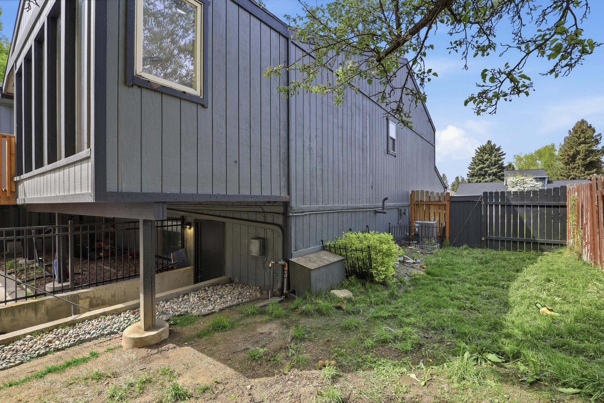 4202 E 42nd Ave - Photo 44