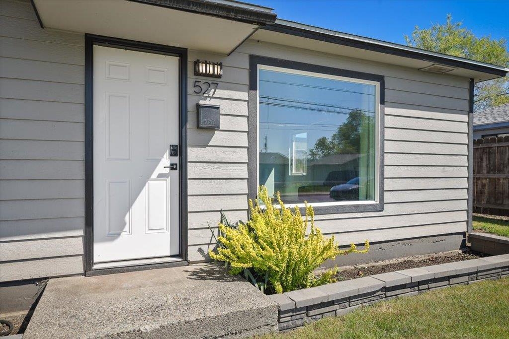 527 E Euclid Ave - Photo 4