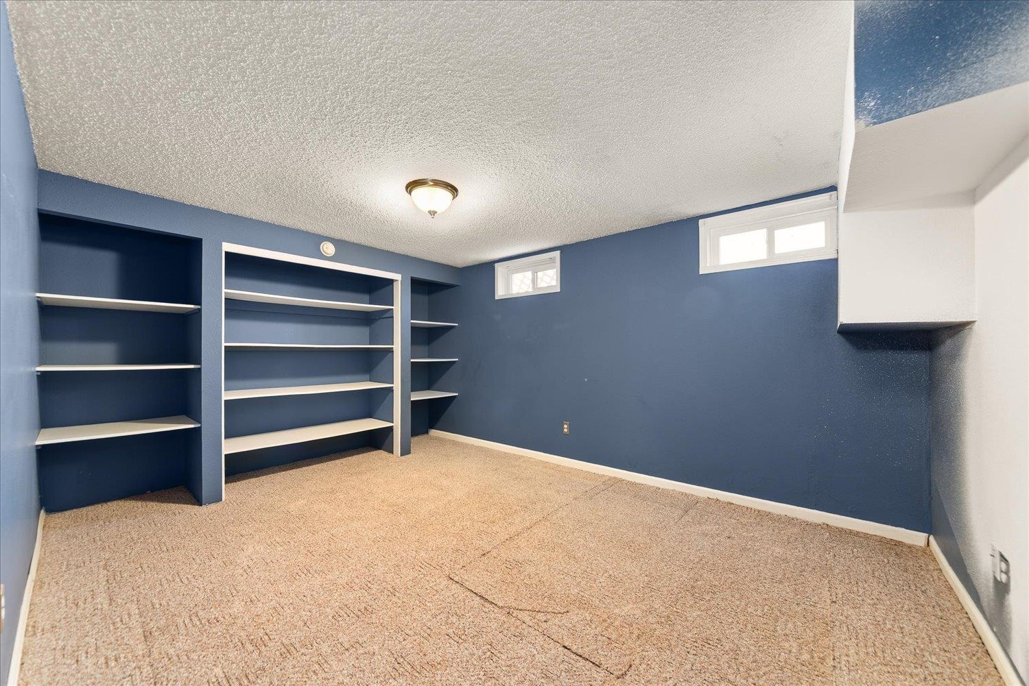 4605 N DARIN Rd - Photo 24