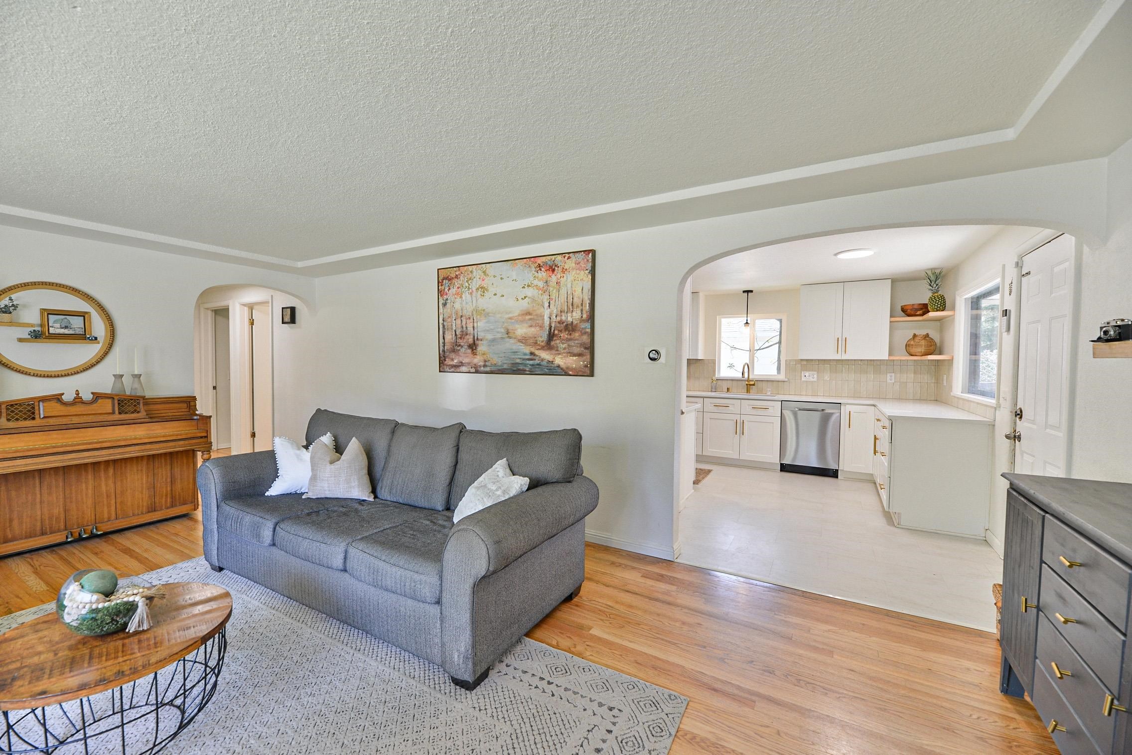 805 S Woodruff Rd - Photo 3