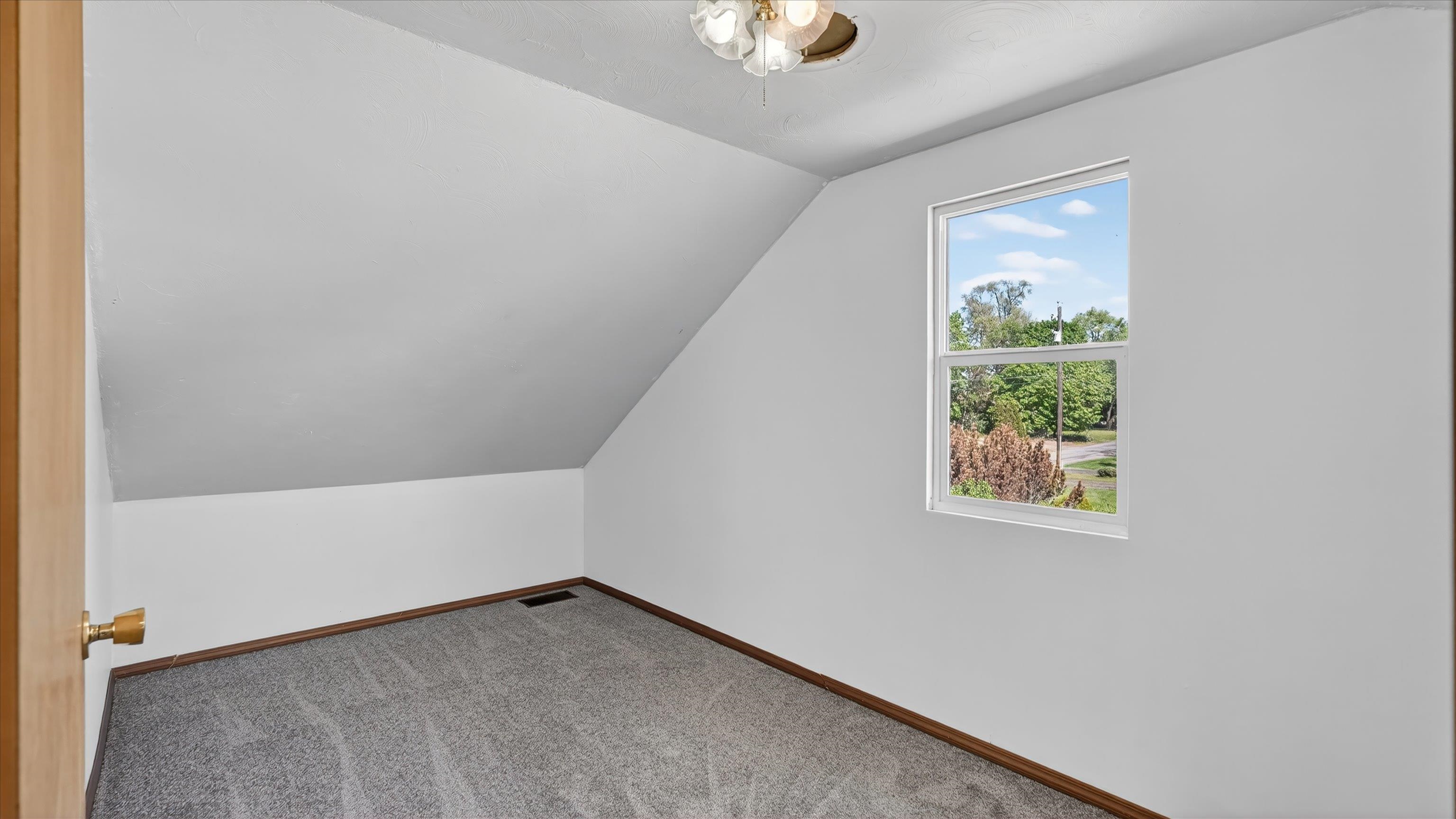 7314 N Altamont St - Photo 17